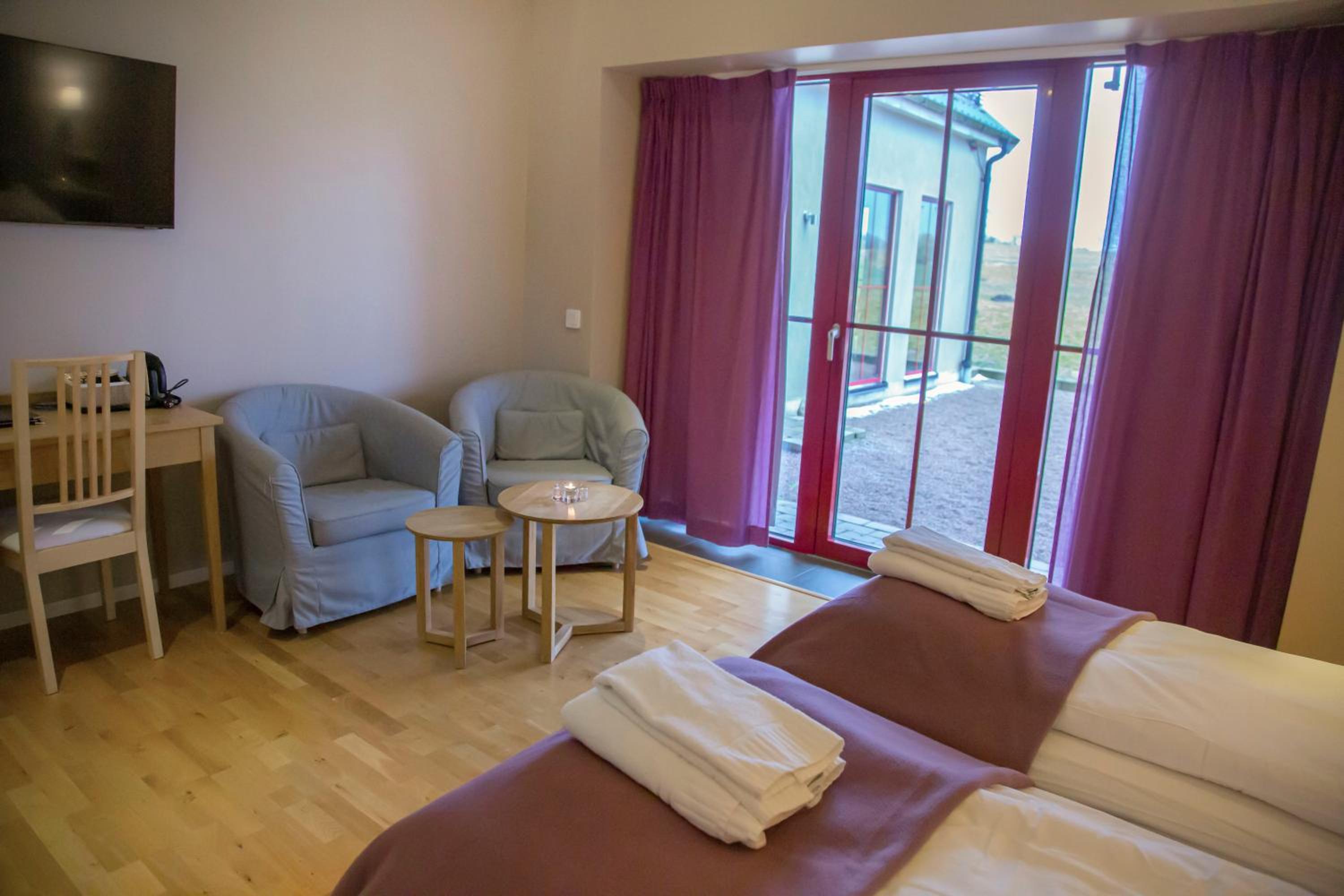 Double Room - Photo 18