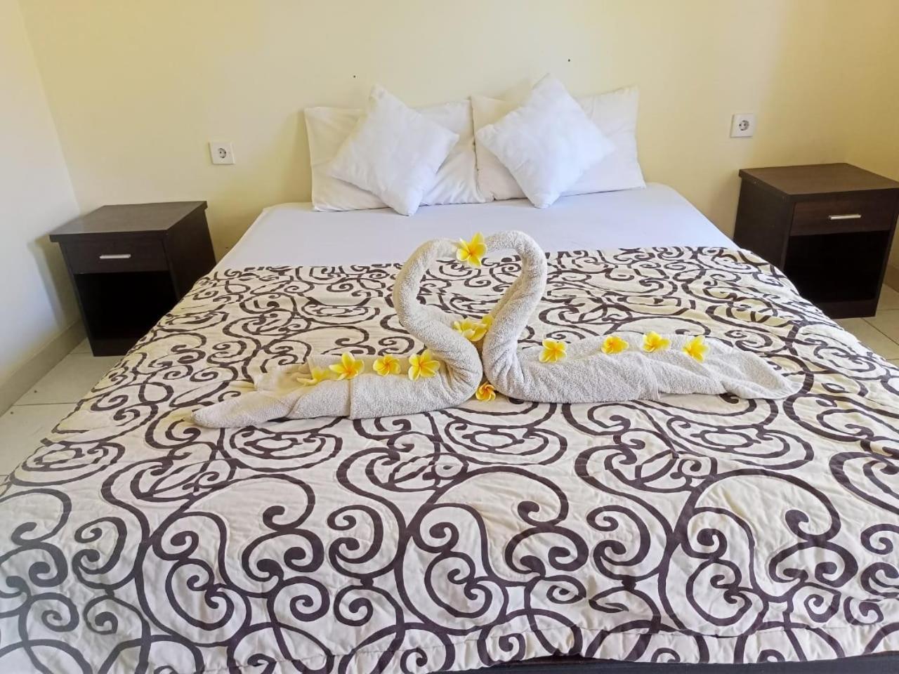 Standard King Room - Photo 4