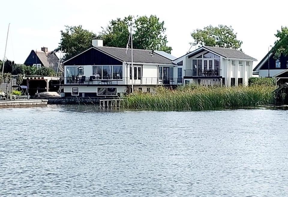Studio with Lake View photo 3
