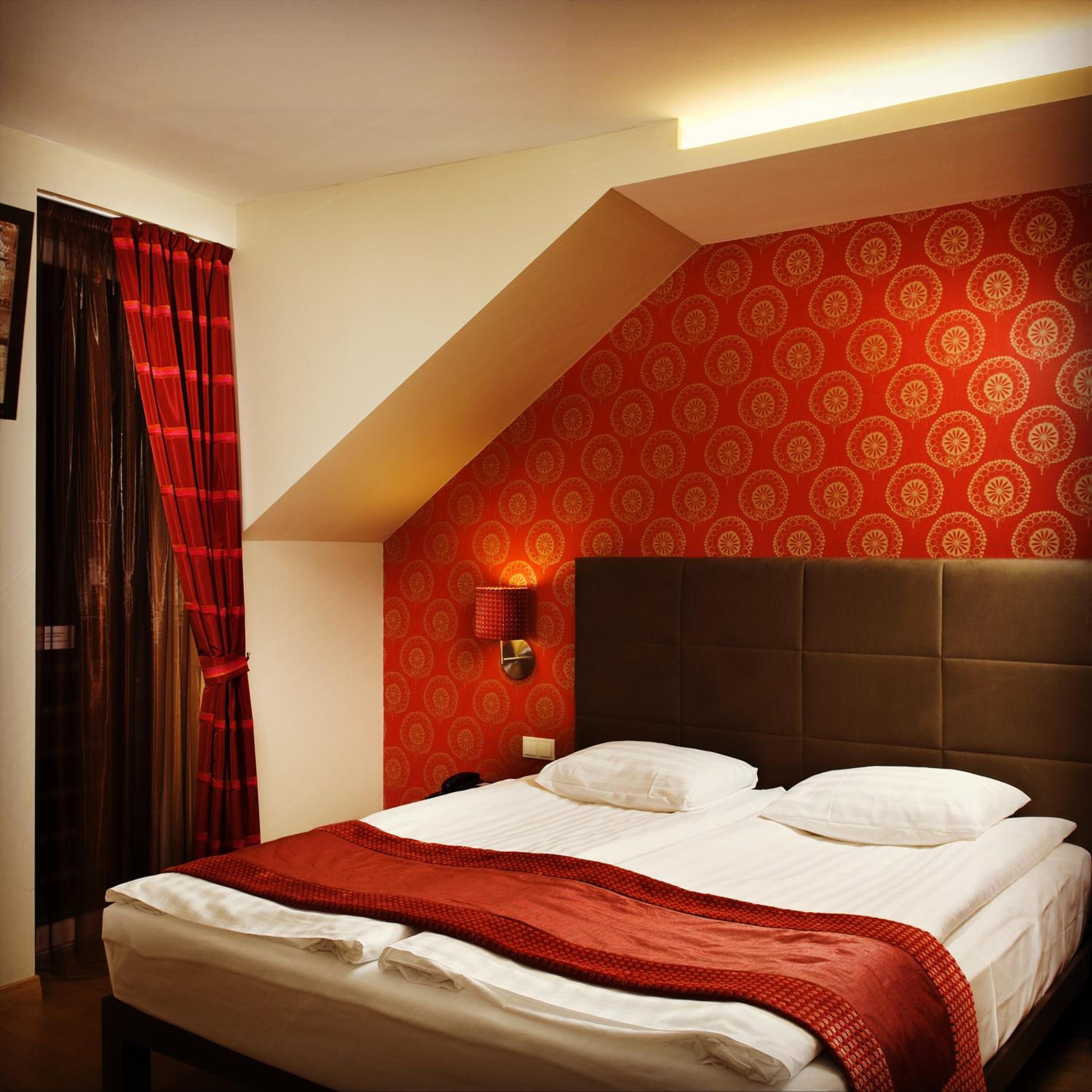 Deluxe Double Room - Photo 1
