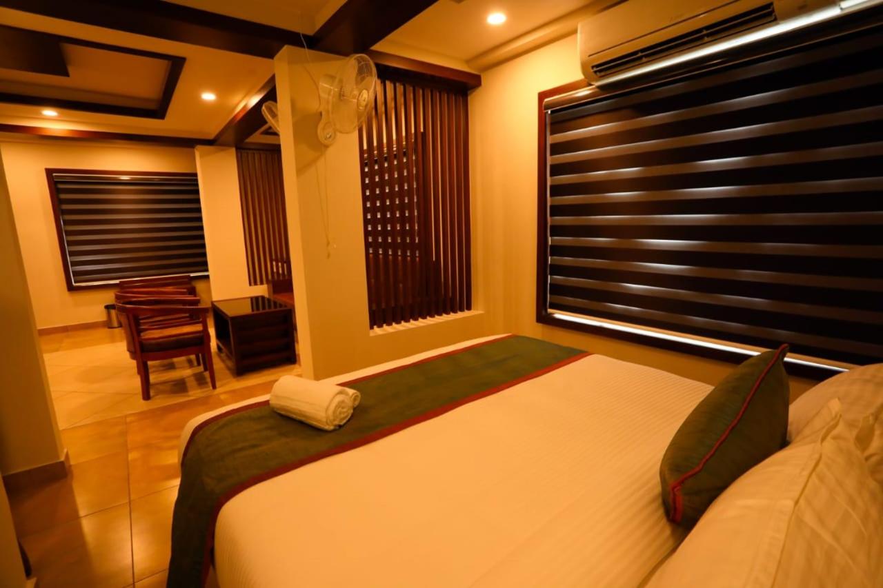 Superior King Room