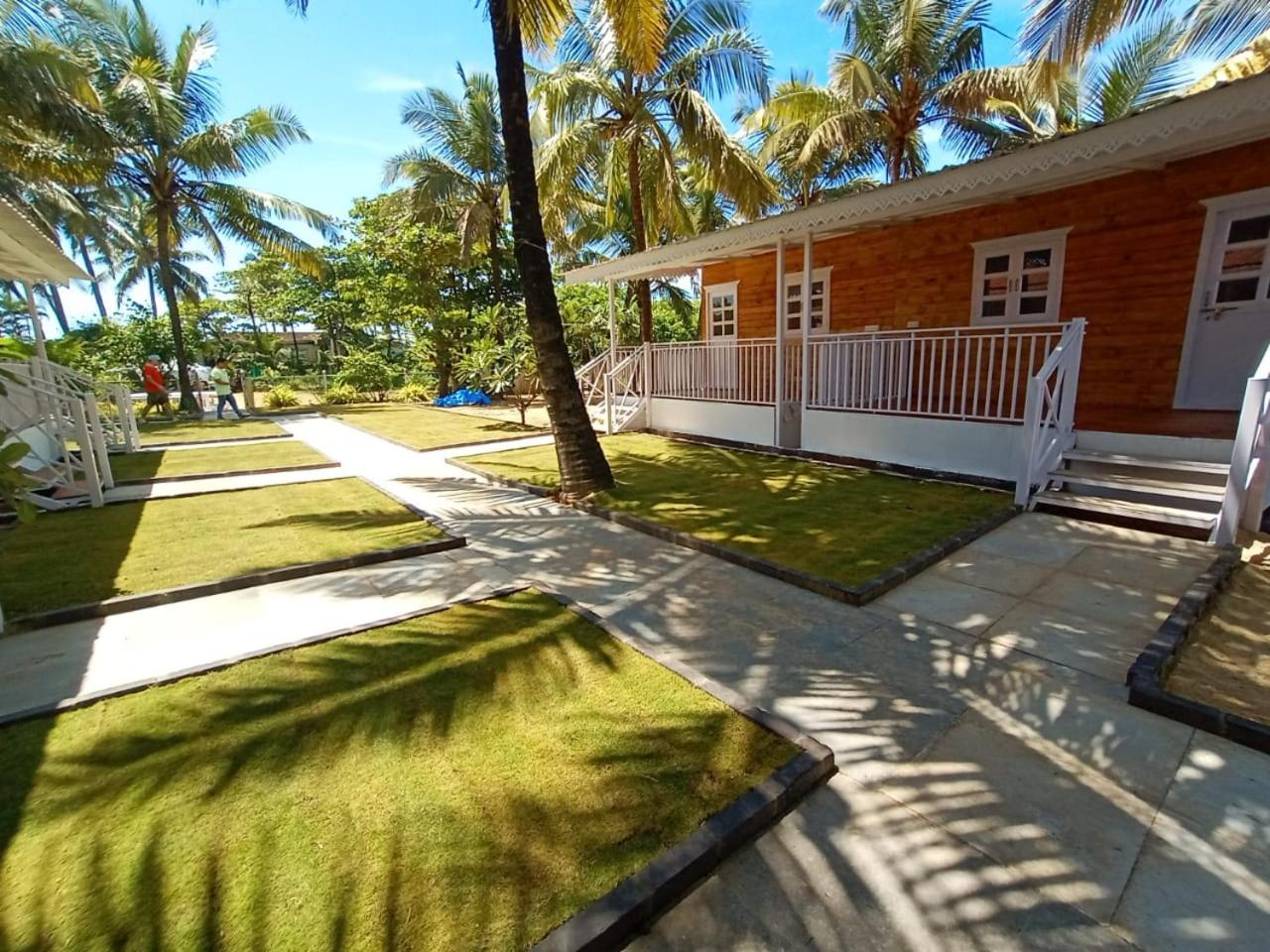 Standard Twin Room with Garden View photo 3