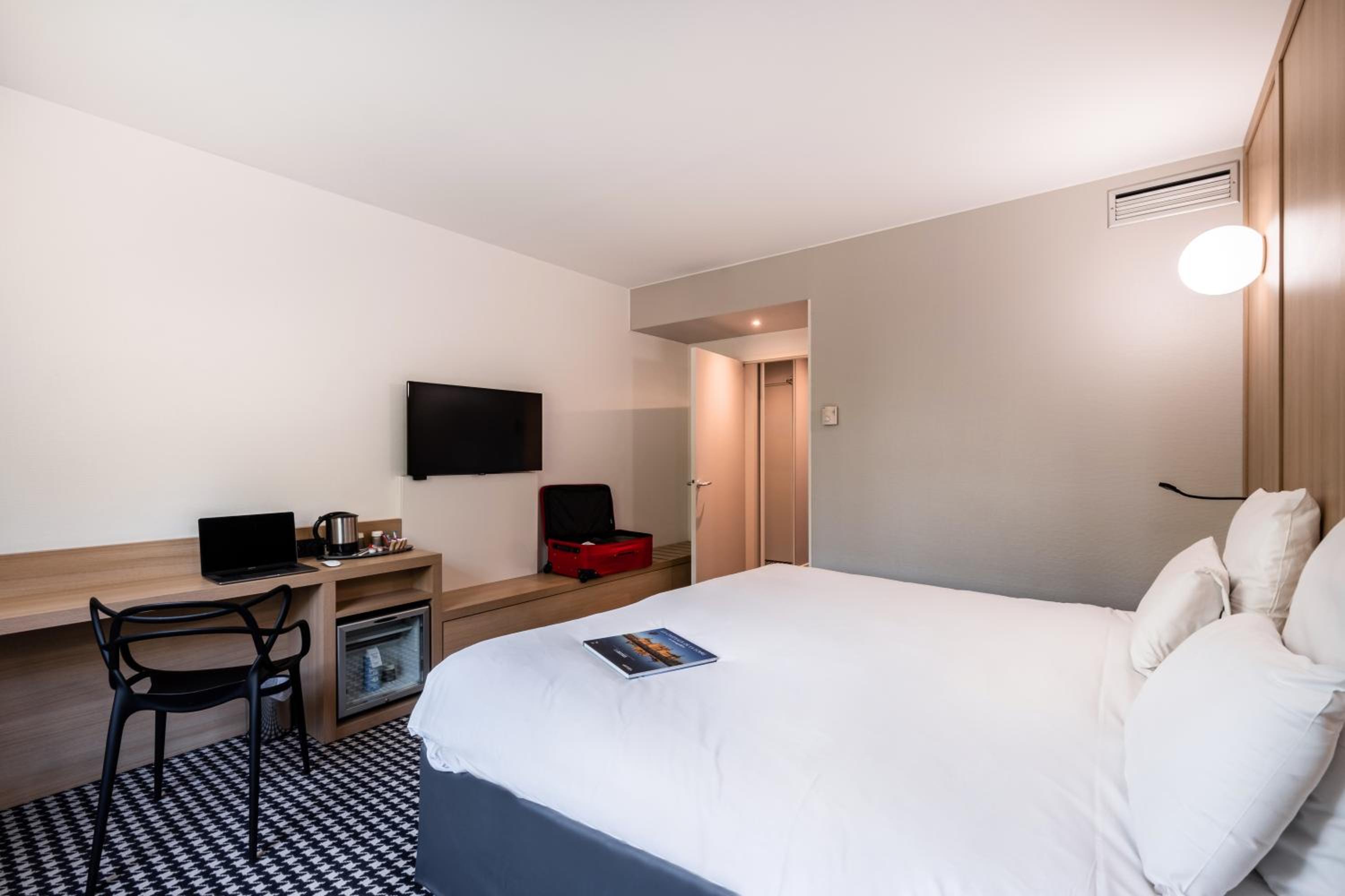 Classic Room with 1 Double Bed and access to the Spa