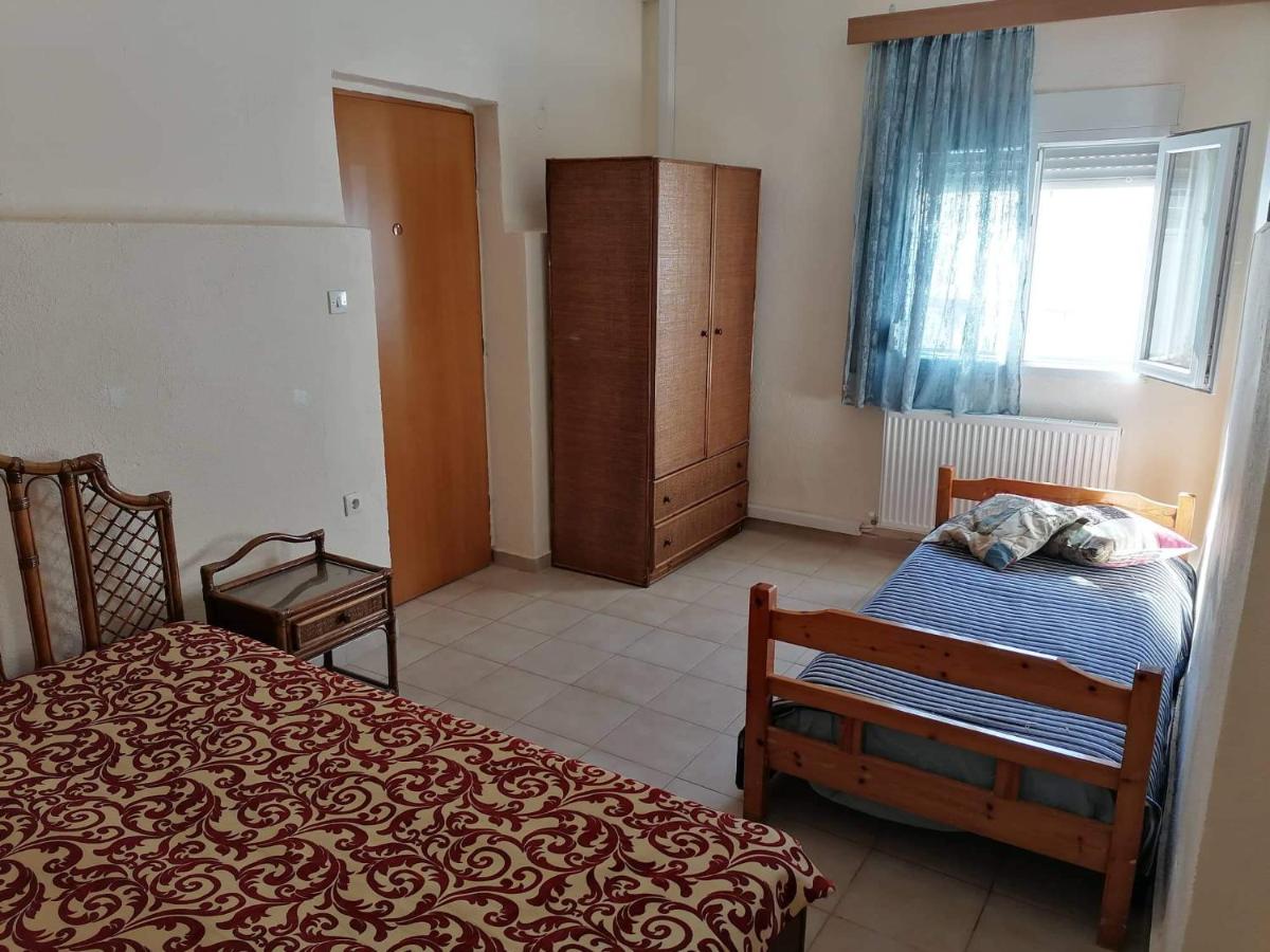 Three-Bedroom Apartment - Photo 19