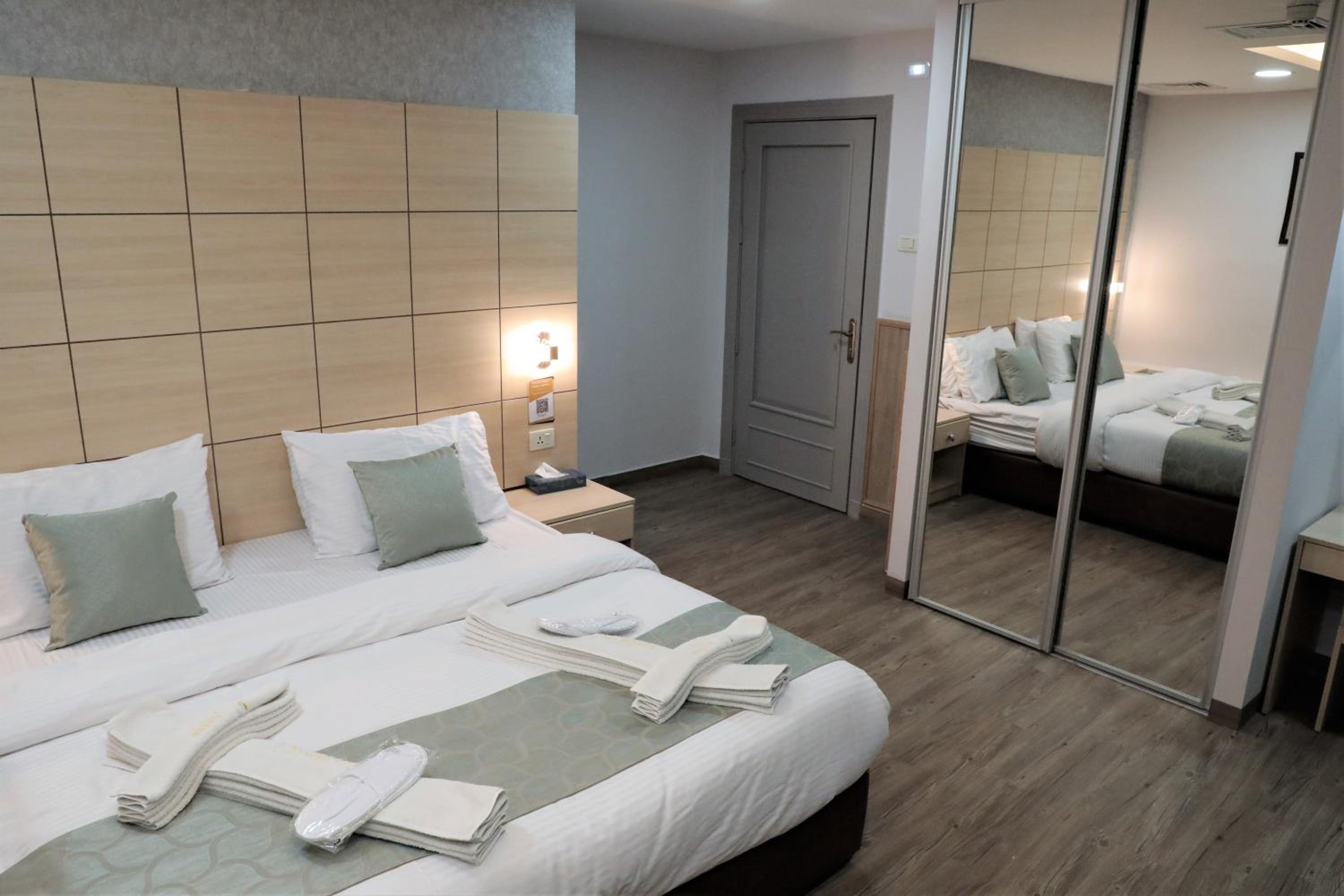 One-Bedroom Suite photo 1