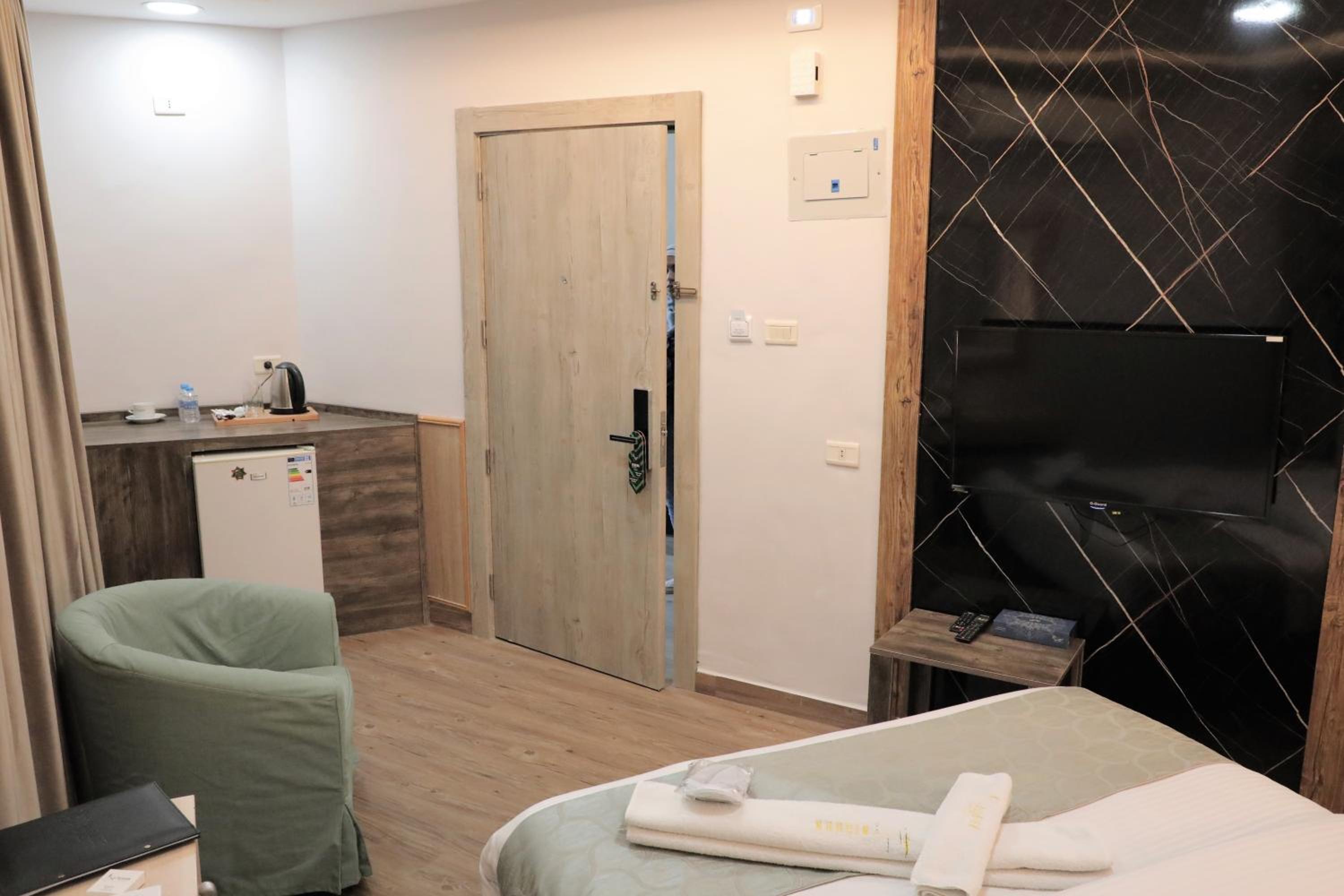 Standard Single Room photo 2