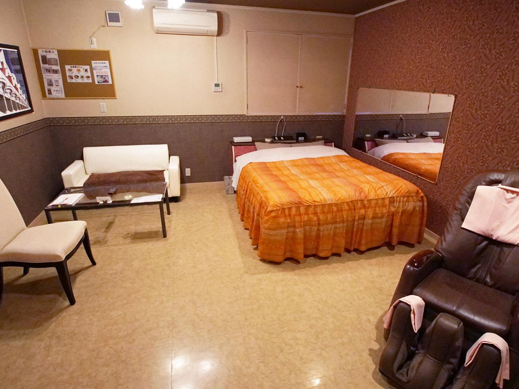 Economy Double Room photo 1
