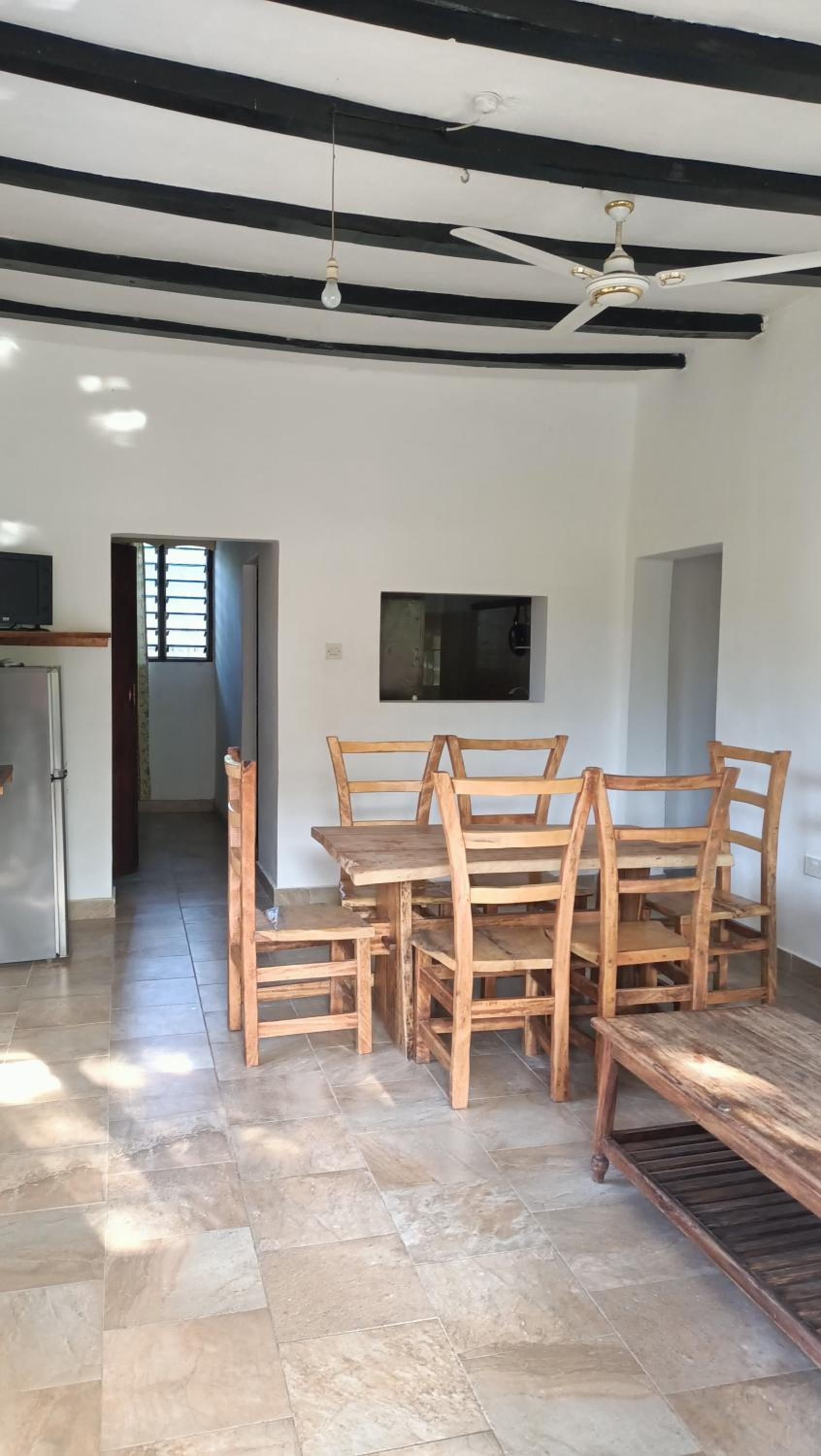 Three-Bedroom House photo 3