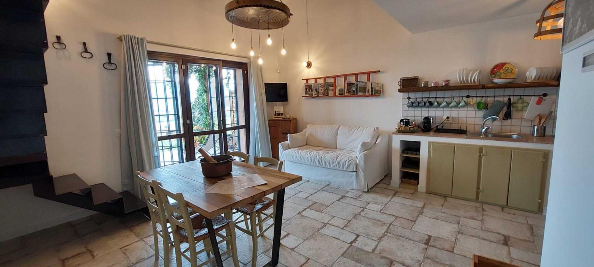 One-Bedroom Apartment - Photo 24