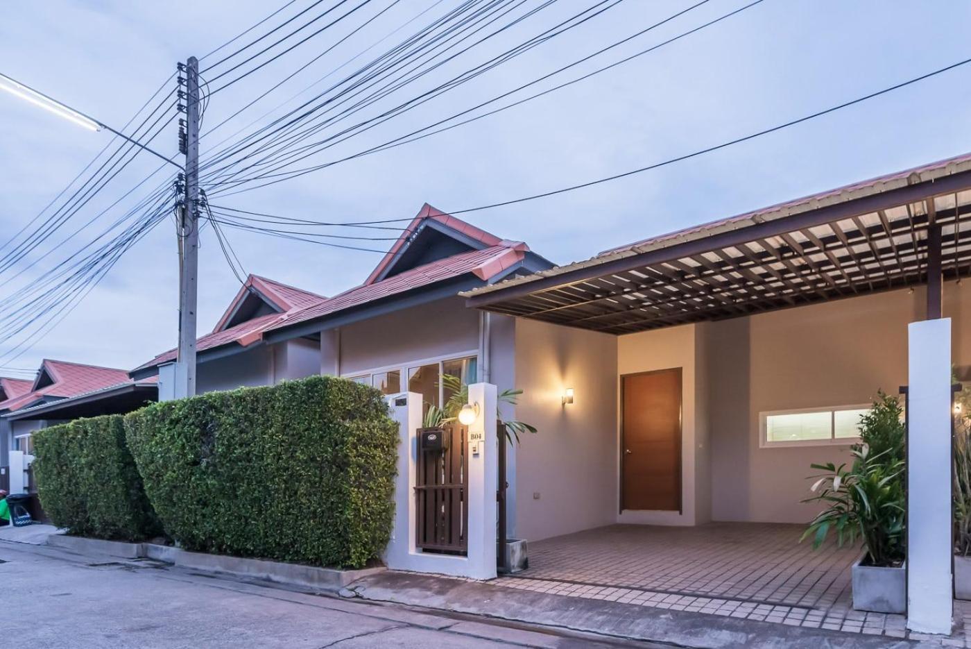 Three-Bedroom House - Photo 21