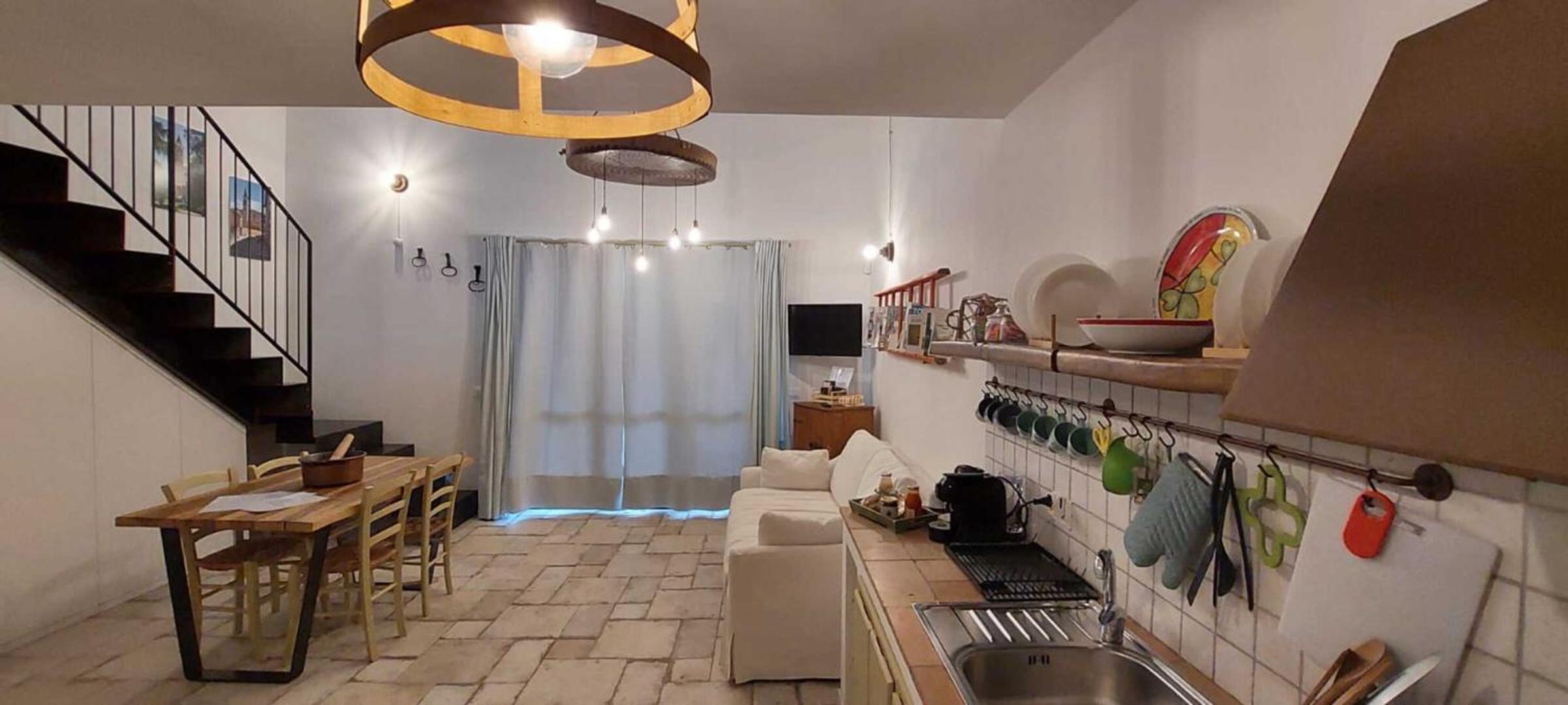 One-Bedroom Apartment - Photo 5