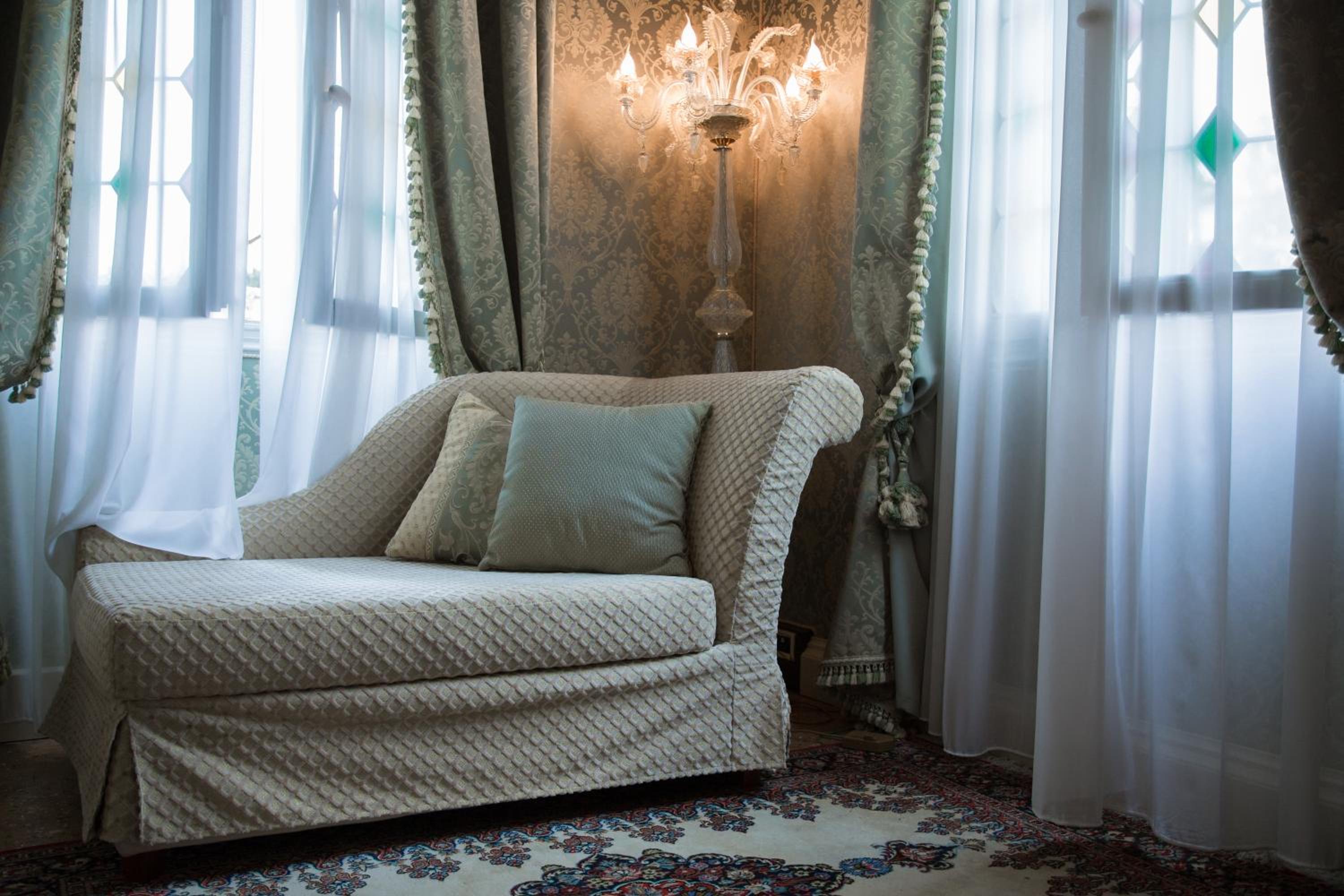 Suite Degli Artisti with Park View - Photo 4