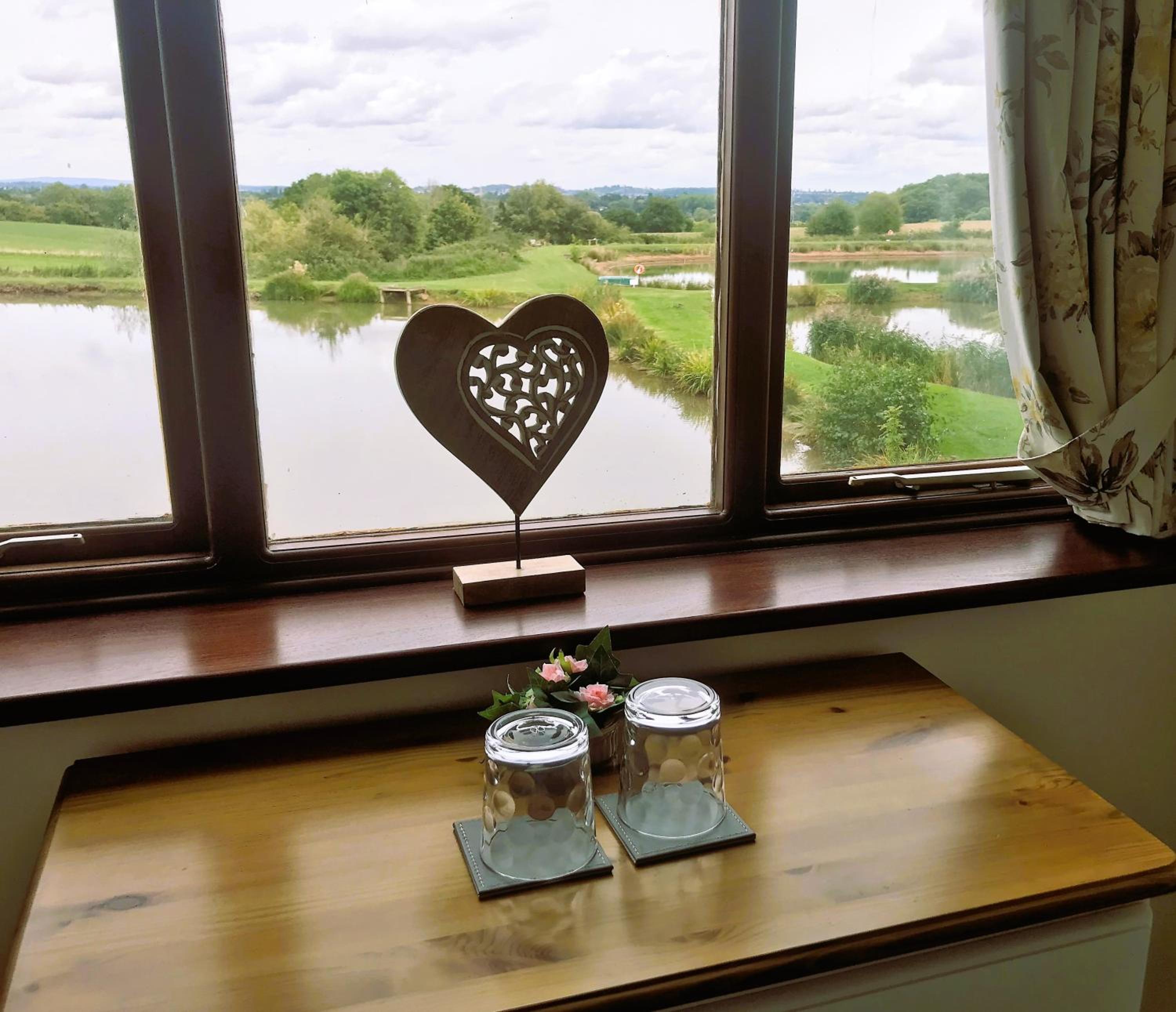 Double Room with Lake View photo 2