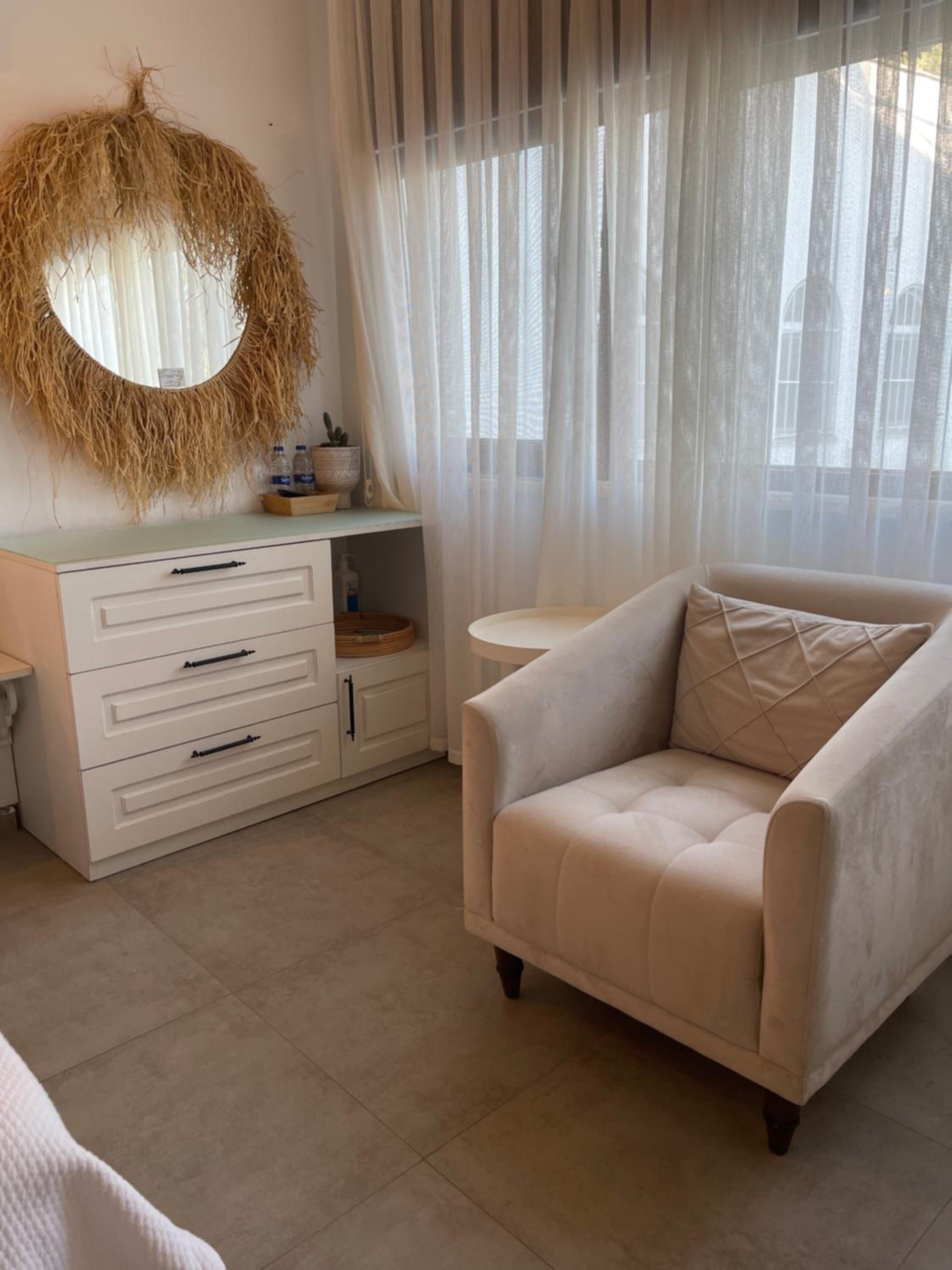 Standard Double Room - Photo 3