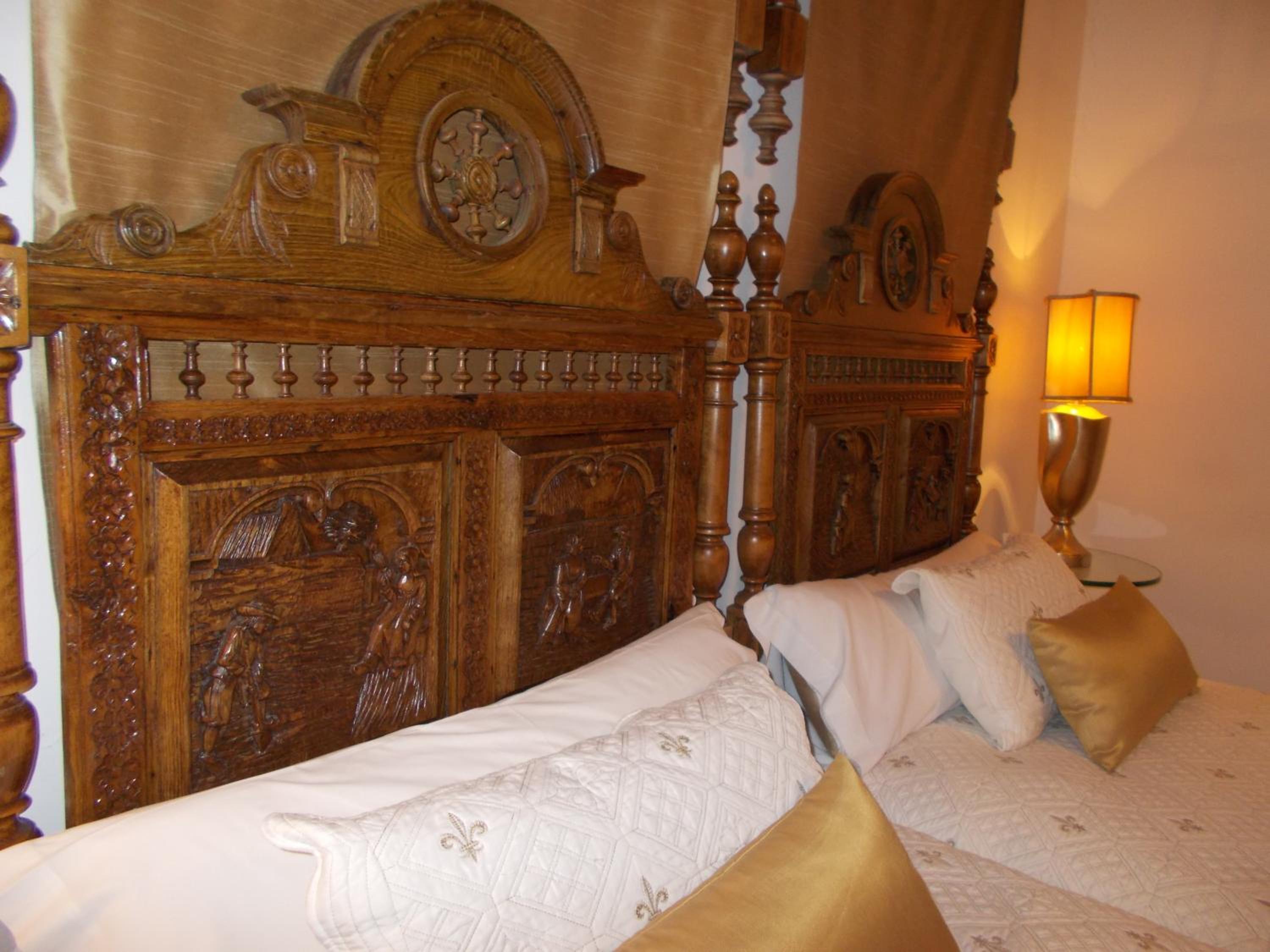 Deluxe Double Room - Photo 22