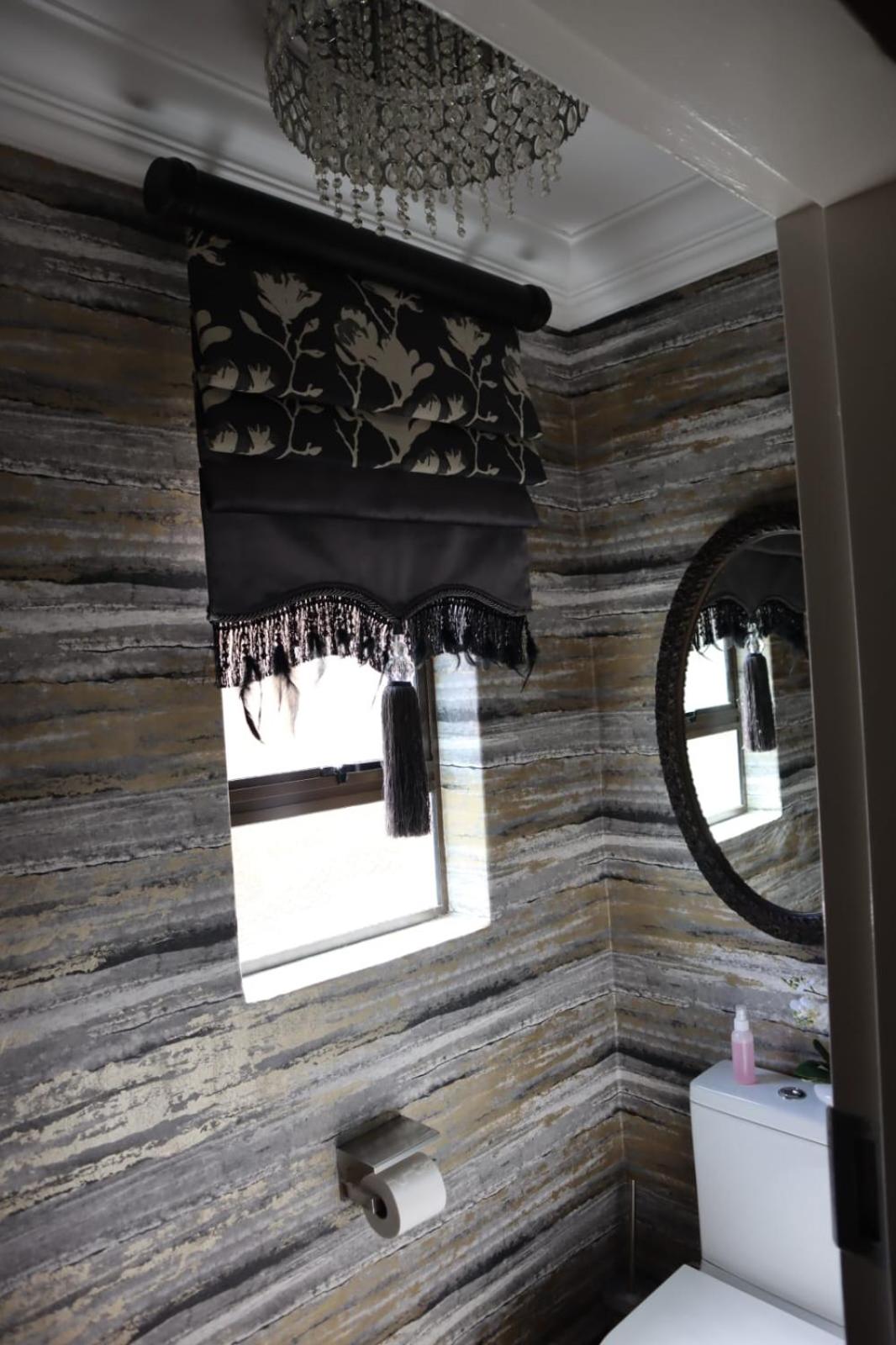 Superior King Room - Photo 12
