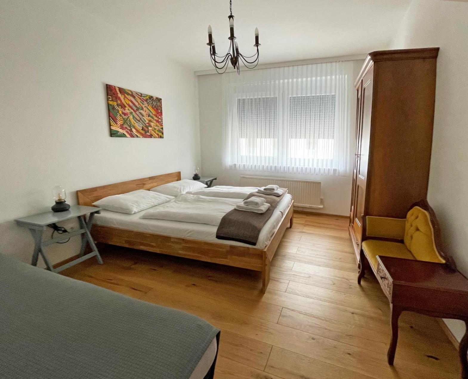 Two-Bedroom Apartment - Photo 3