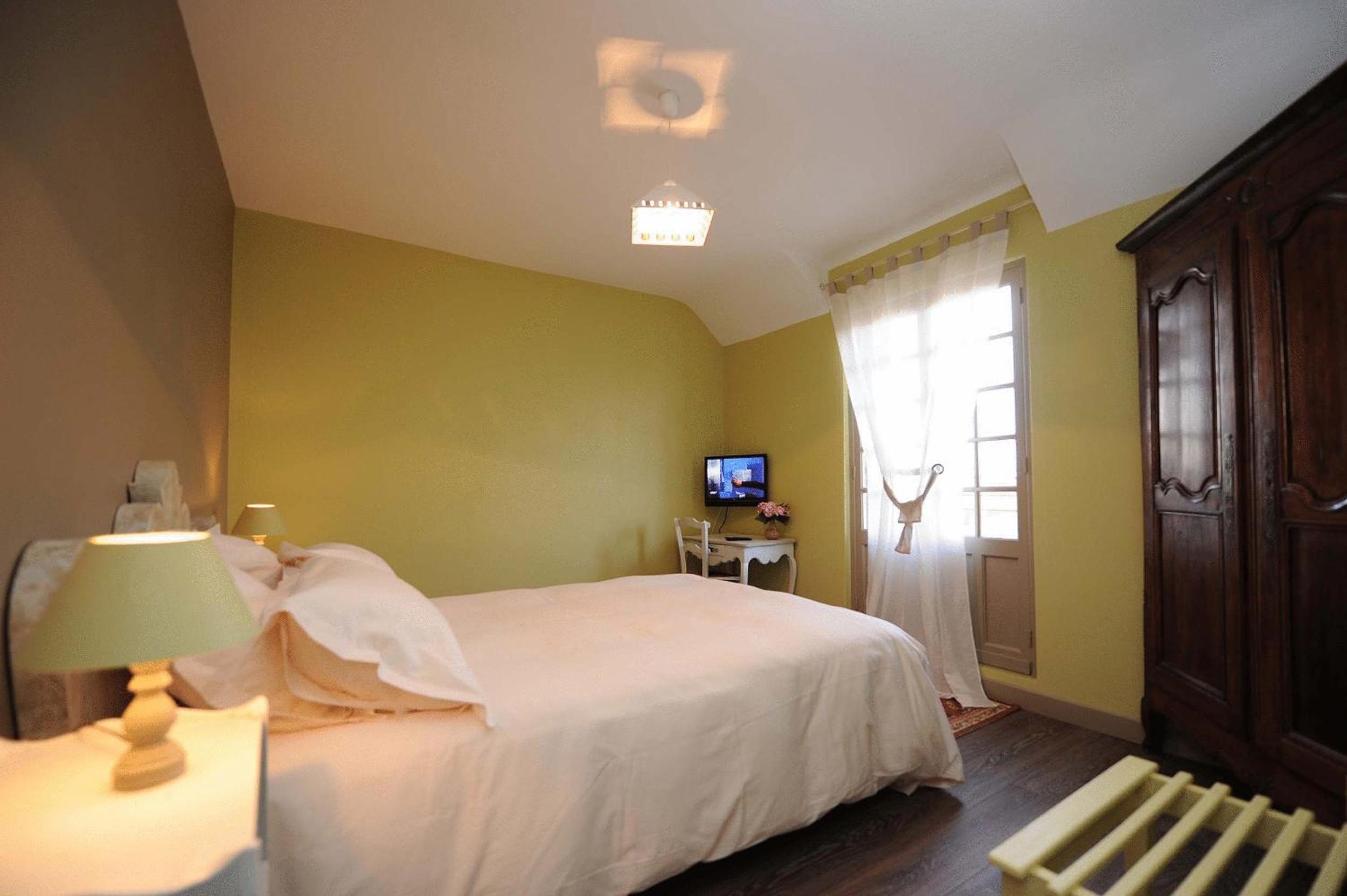 Standard Double Room with River View