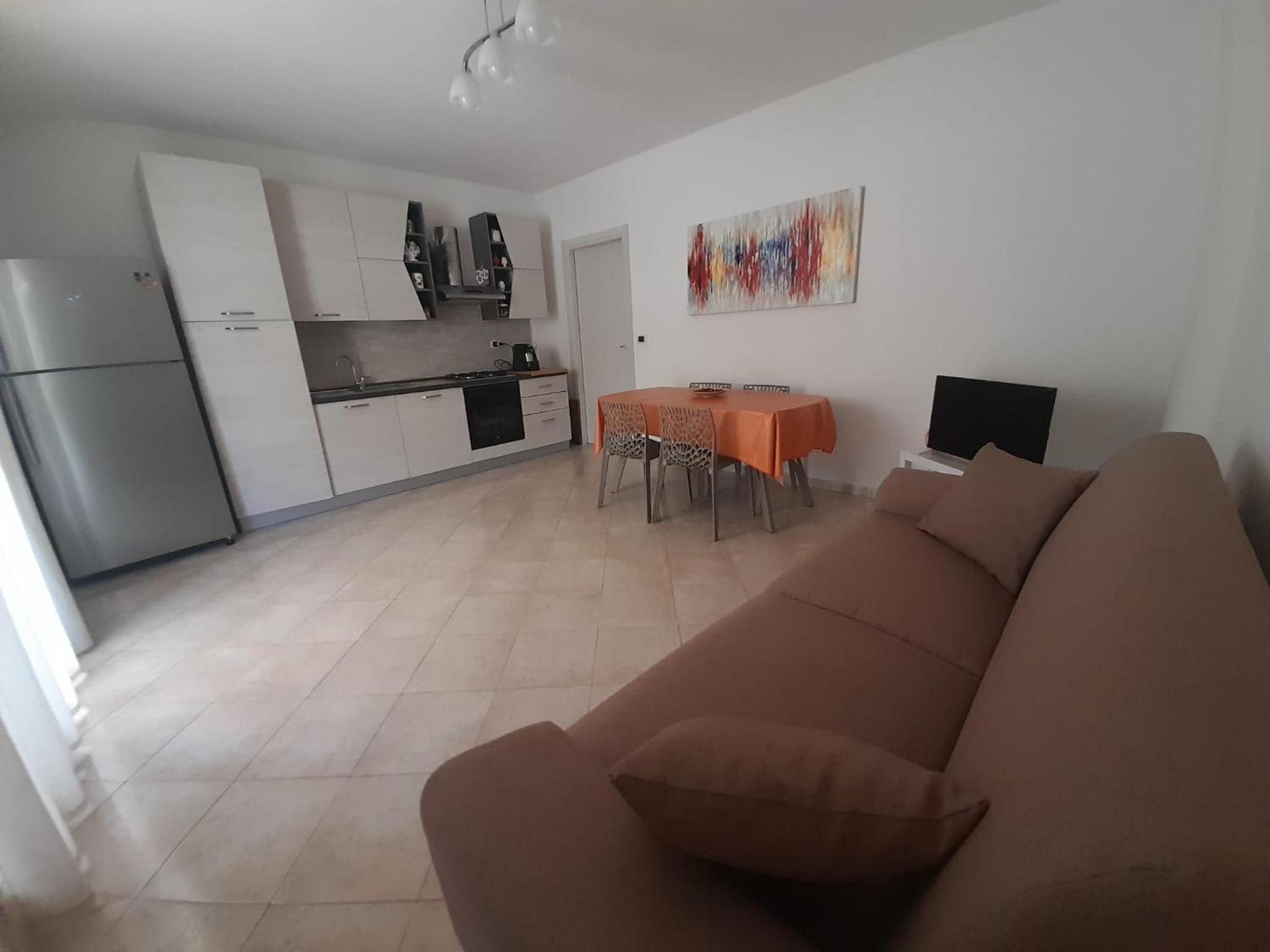 One-Bedroom Apartment photo 2