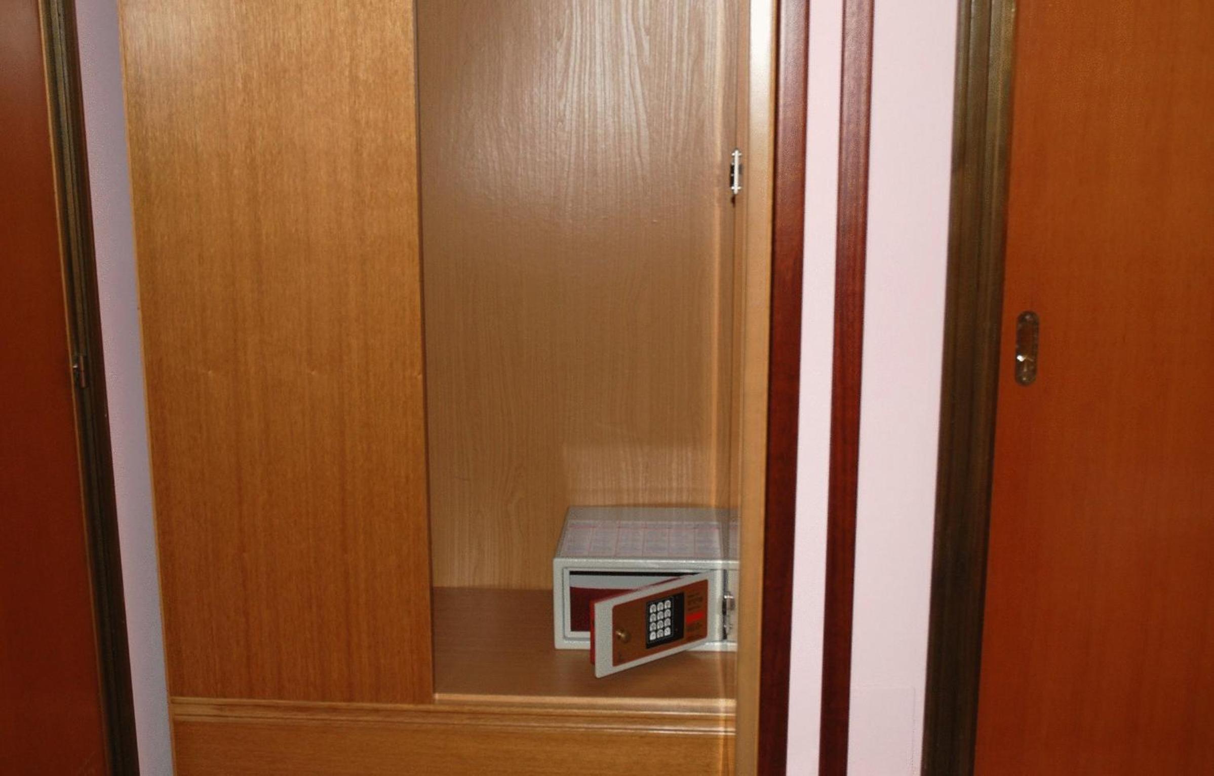 Double Room (1 Adult) photo 2