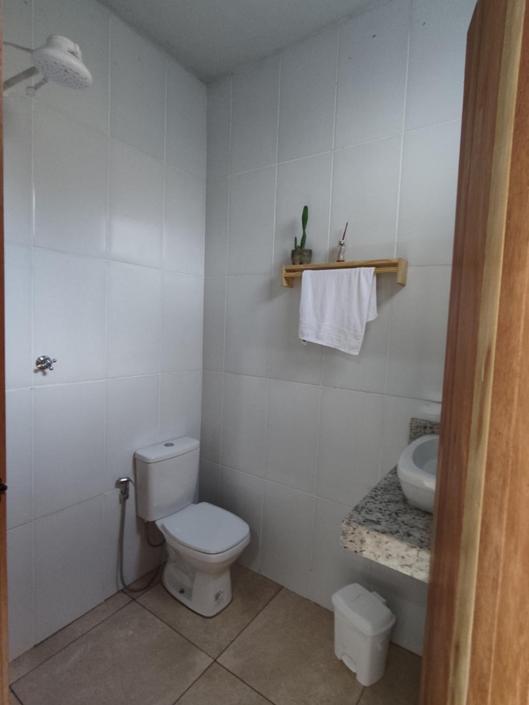 Queen Suite - Photo 6