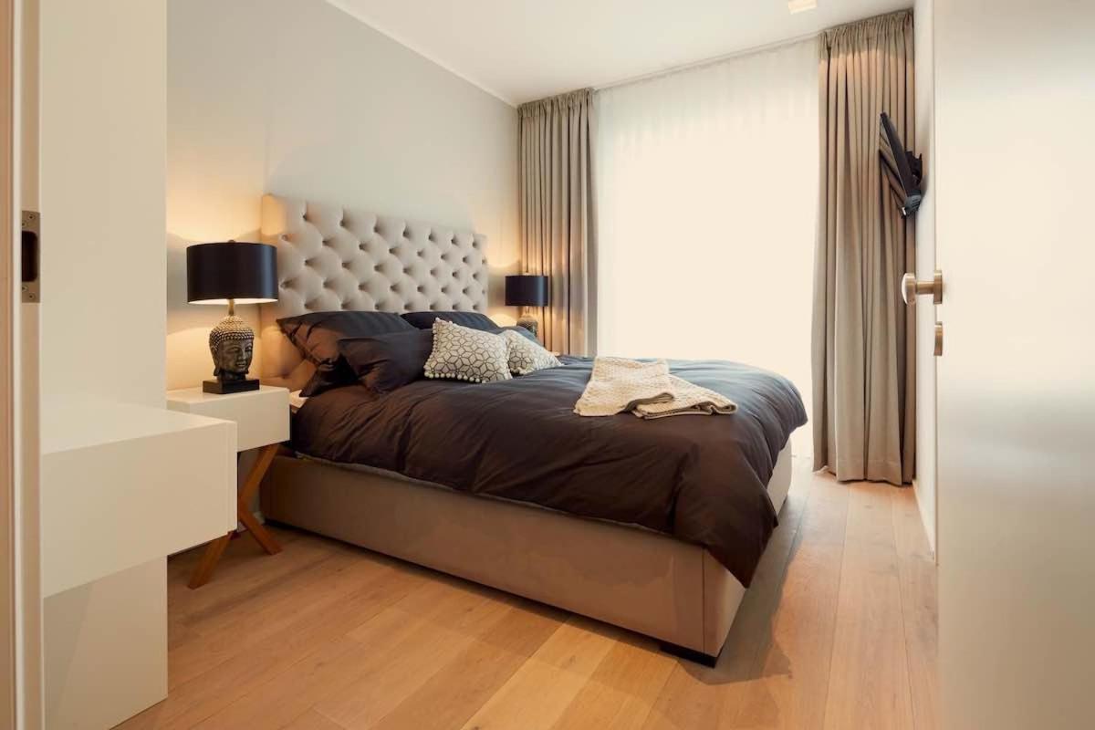Deluxe Double Room with Balcony - Photo 3