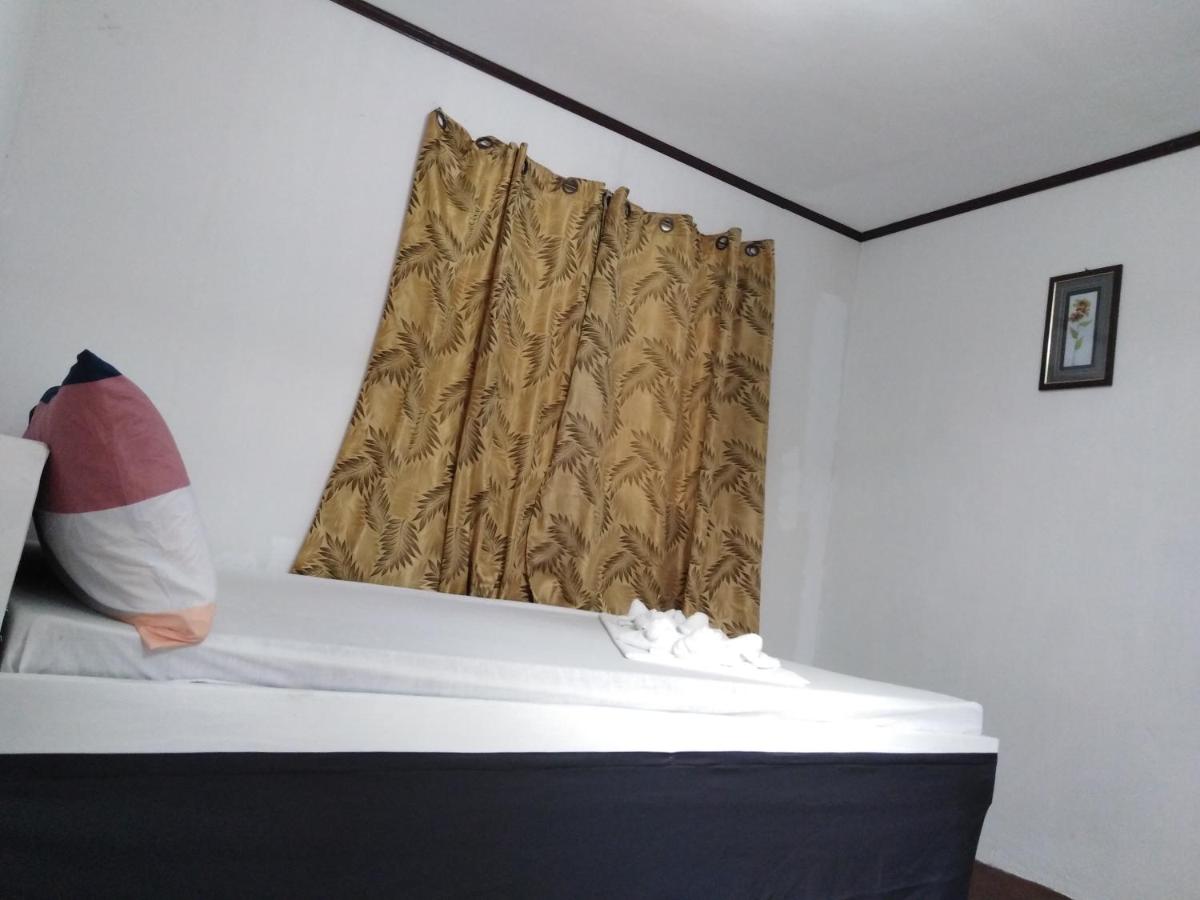 Double Room with Shared Bathroom photo 1
