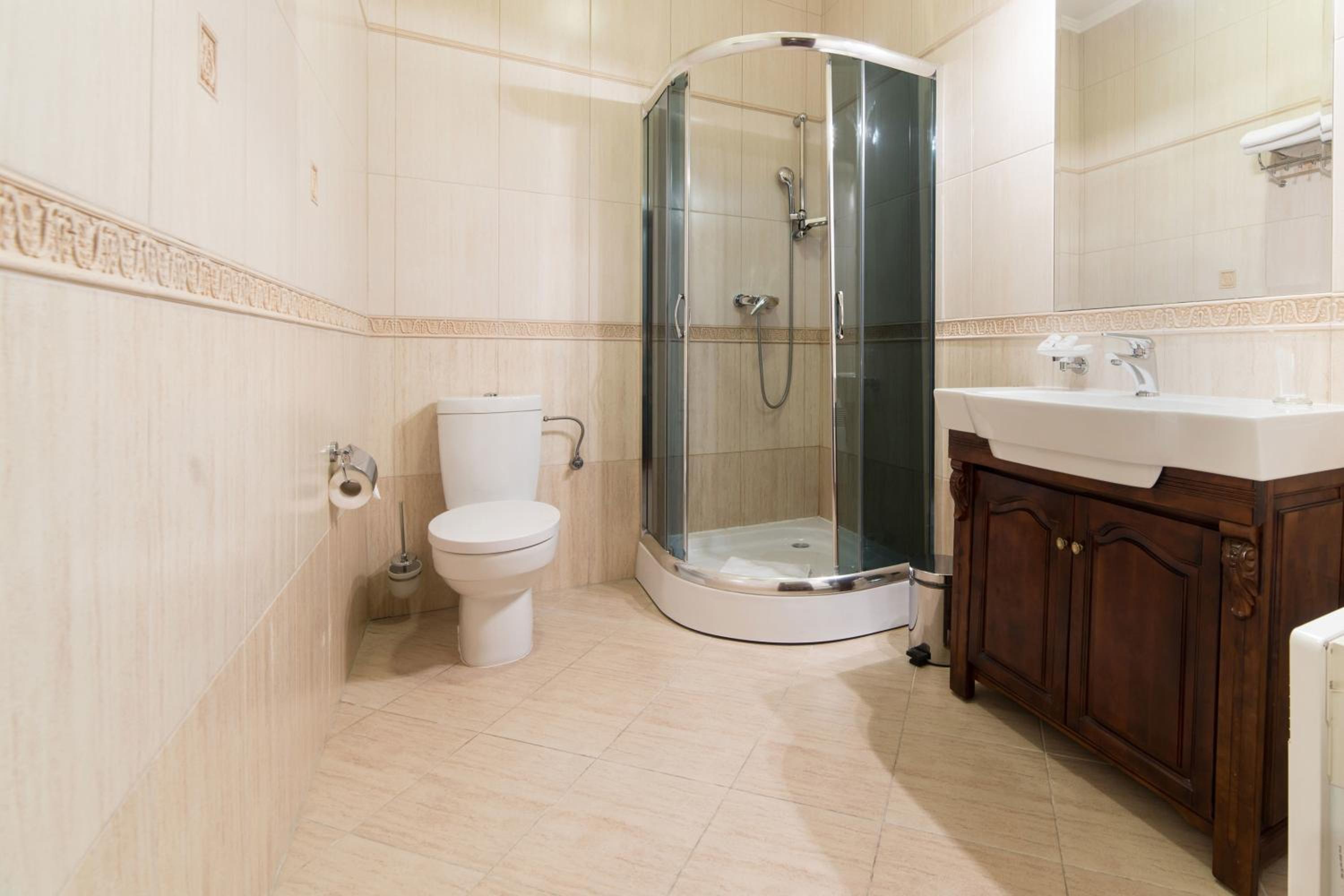 Double or Twin Room - Photo 2