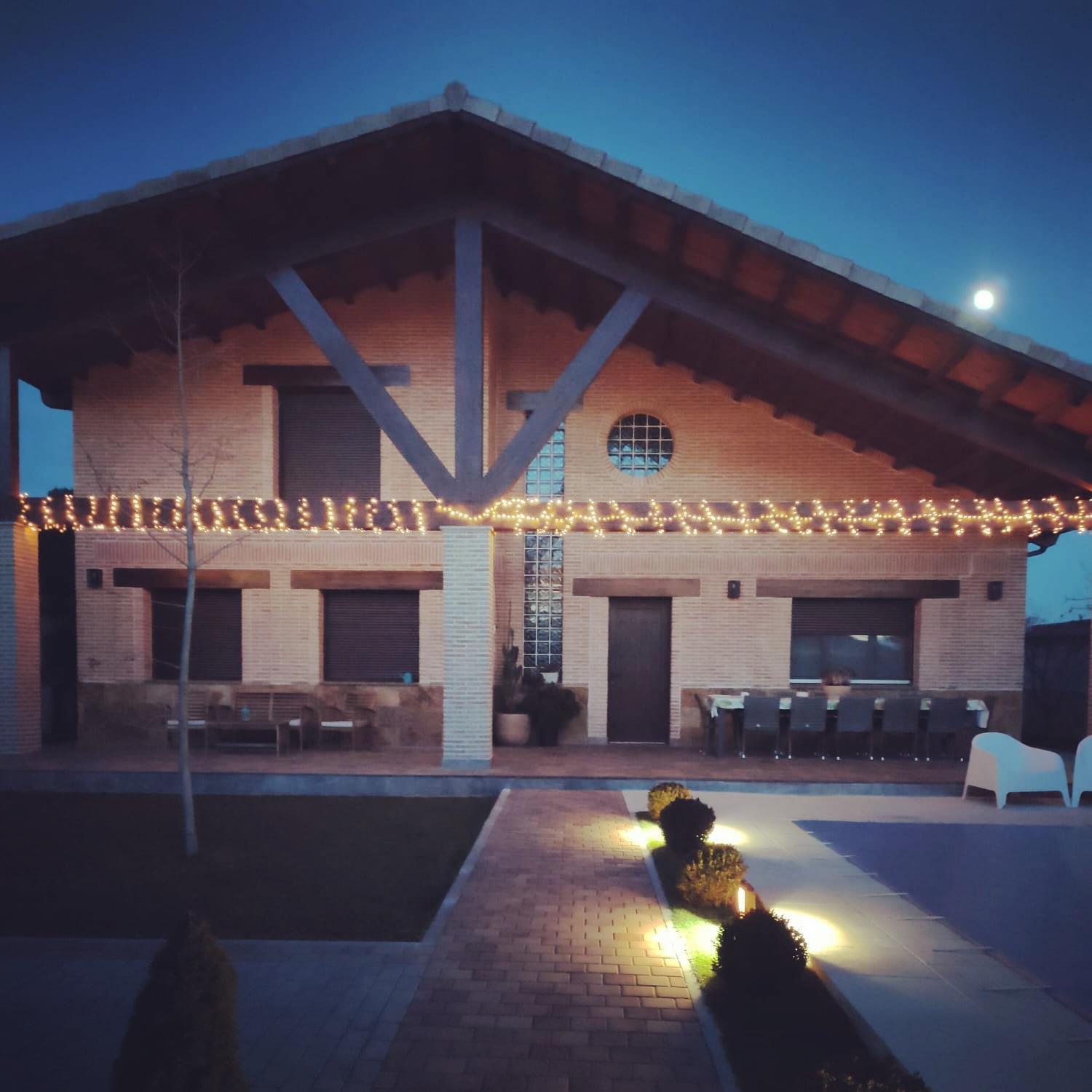 Villa photo 3