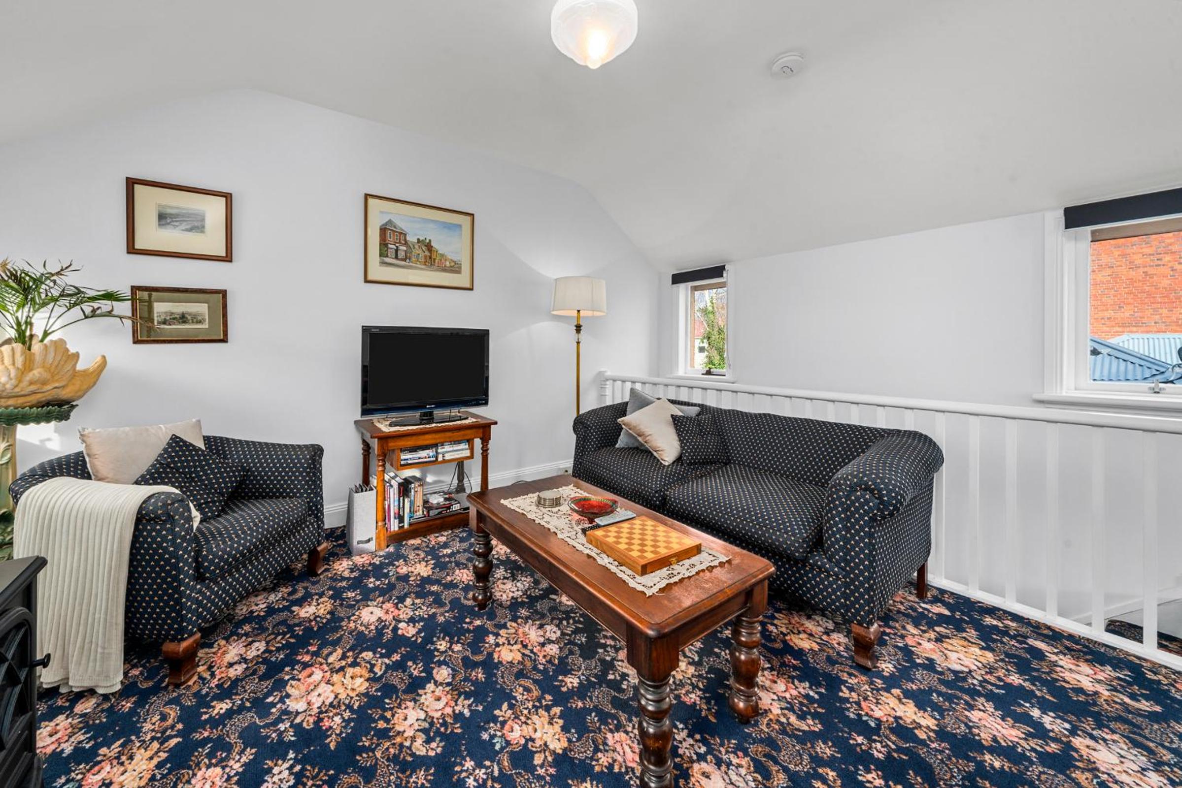 One-Bedroom Apartment - Photo 22