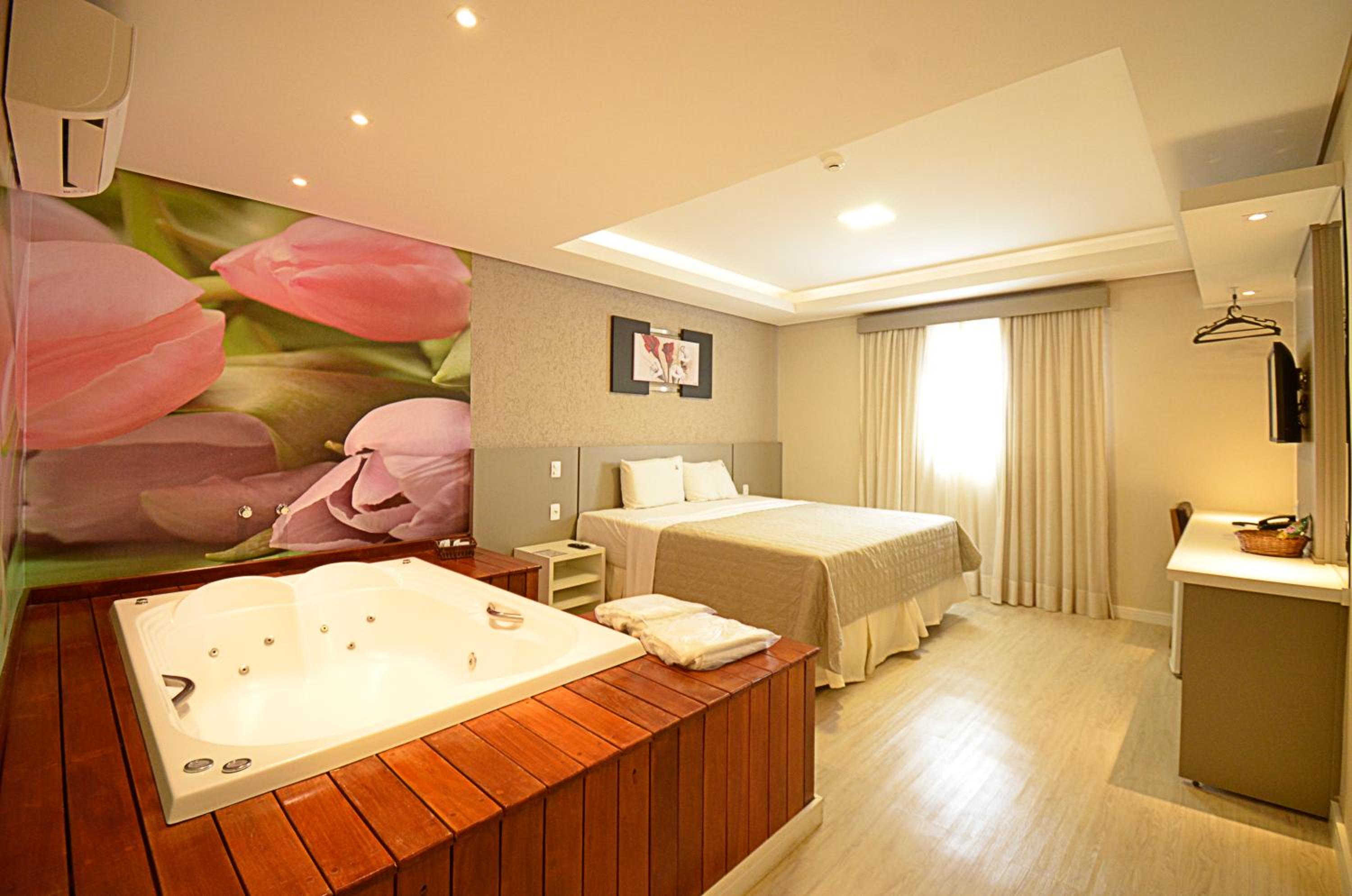 Double Room with Spa Bath photo 1