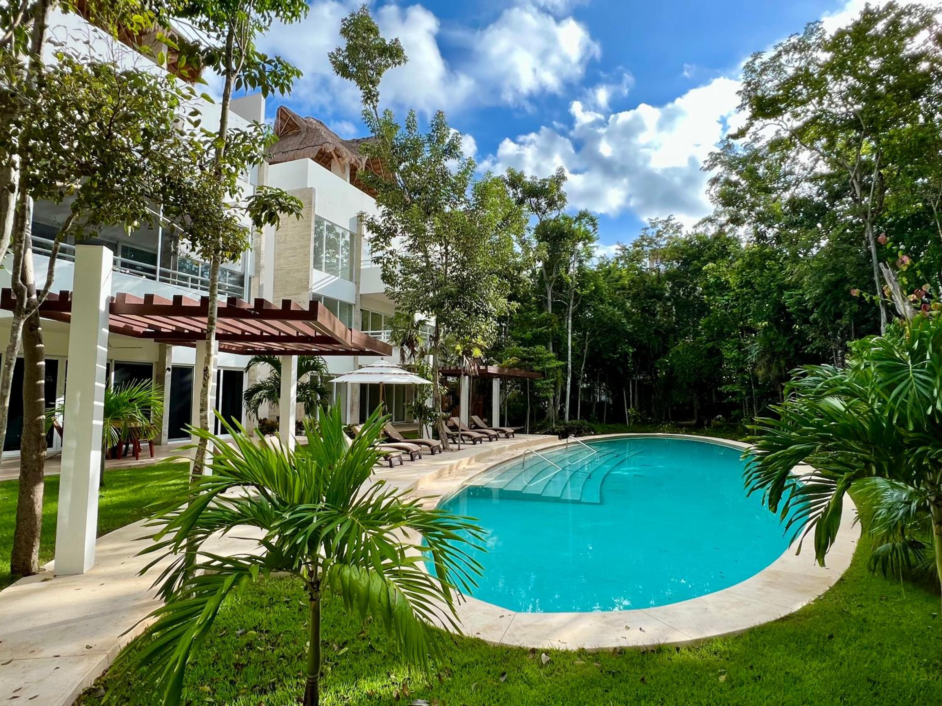 Deluxe Villa - Photo 11