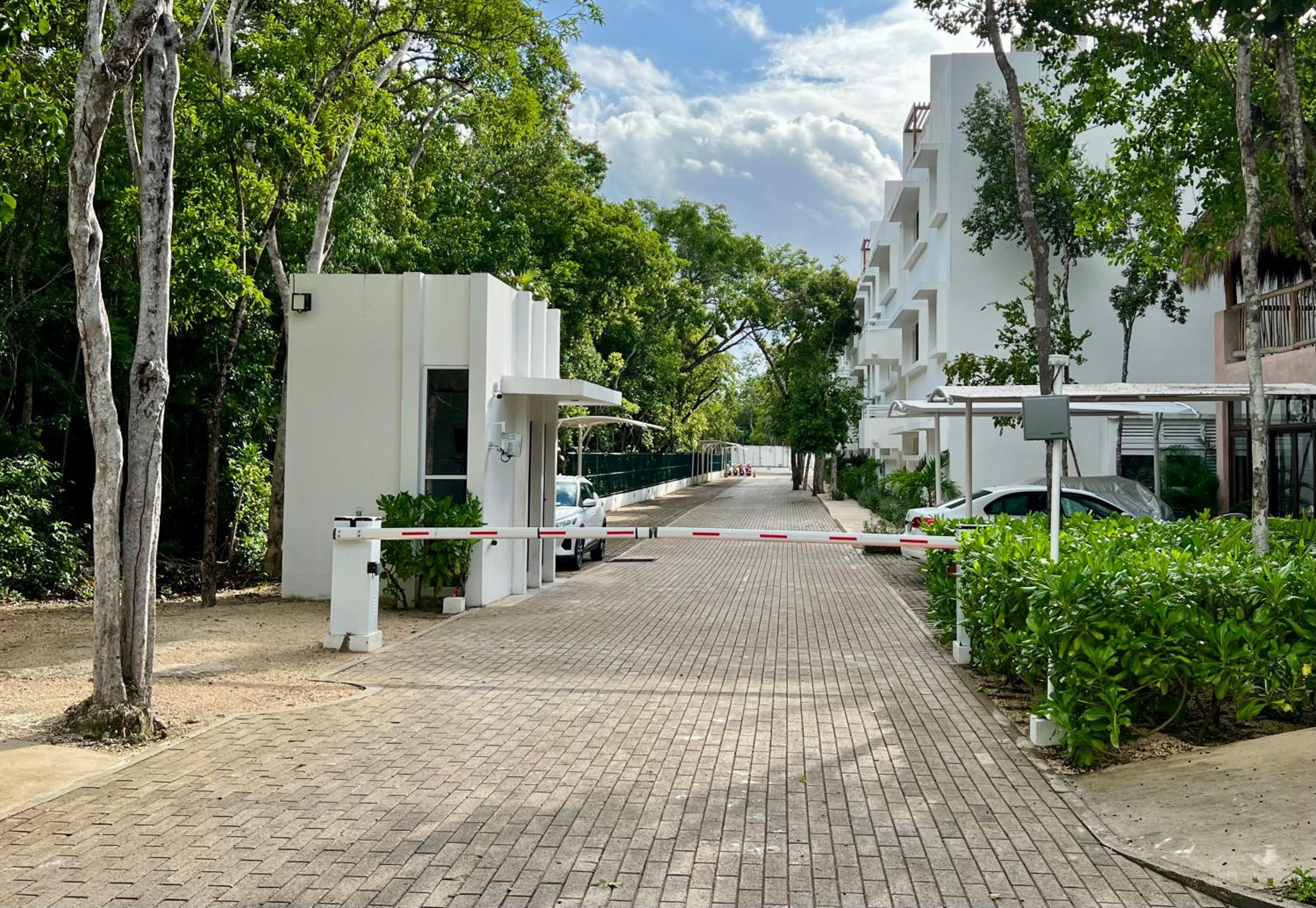 Deluxe Villa - Photo 9
