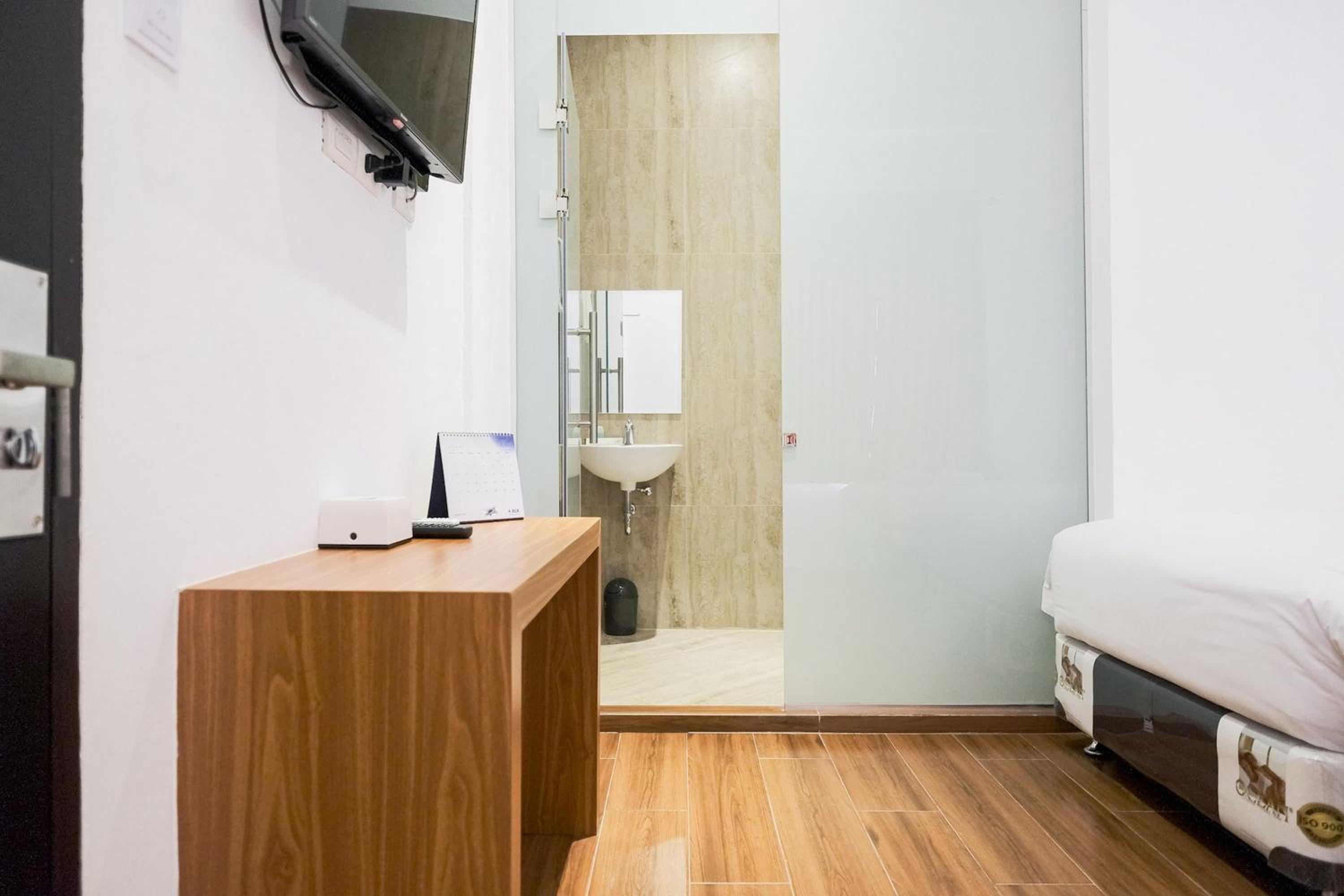 Deluxe Twin Room - Photo 5