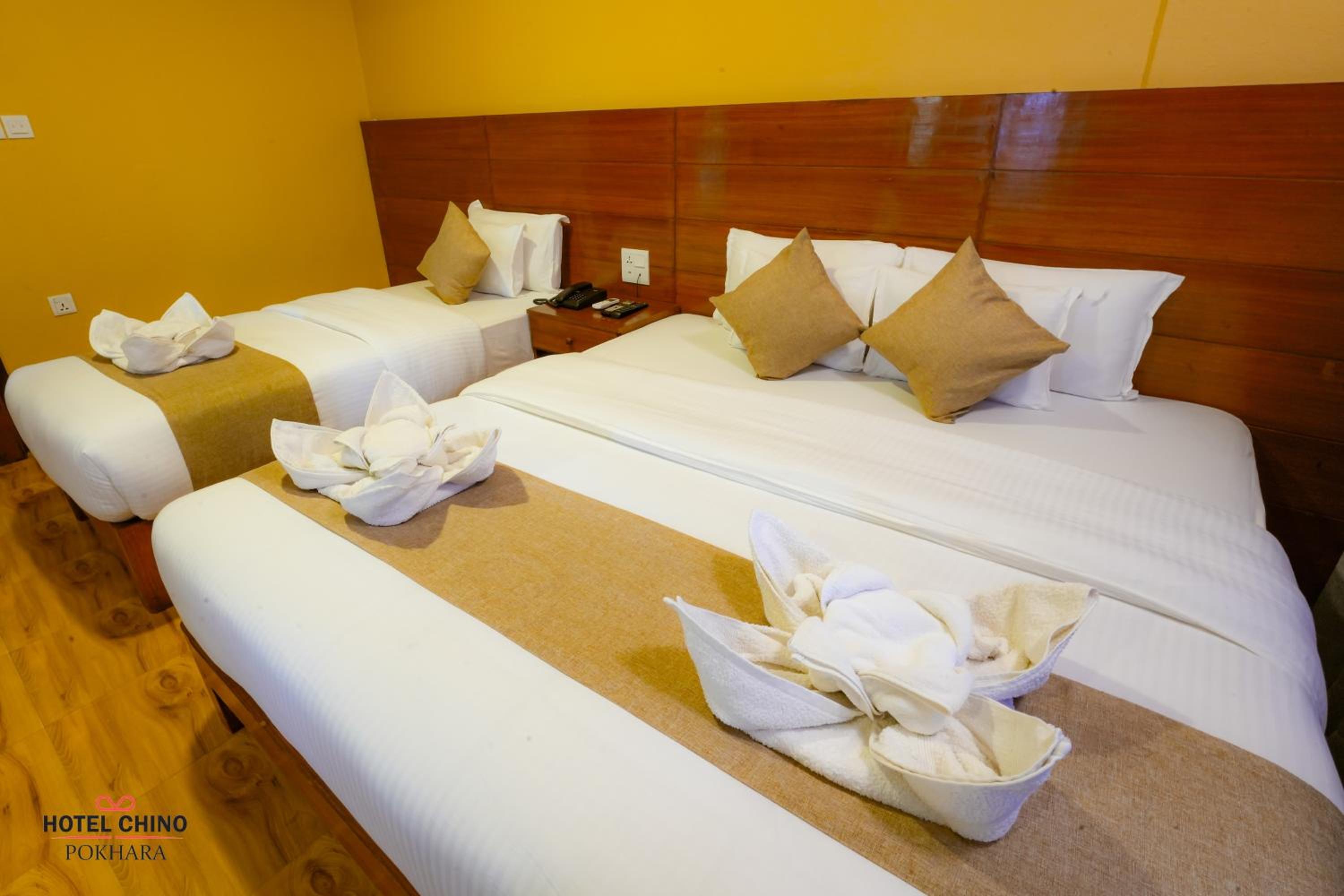 Deluxe Family Room - Photo 1