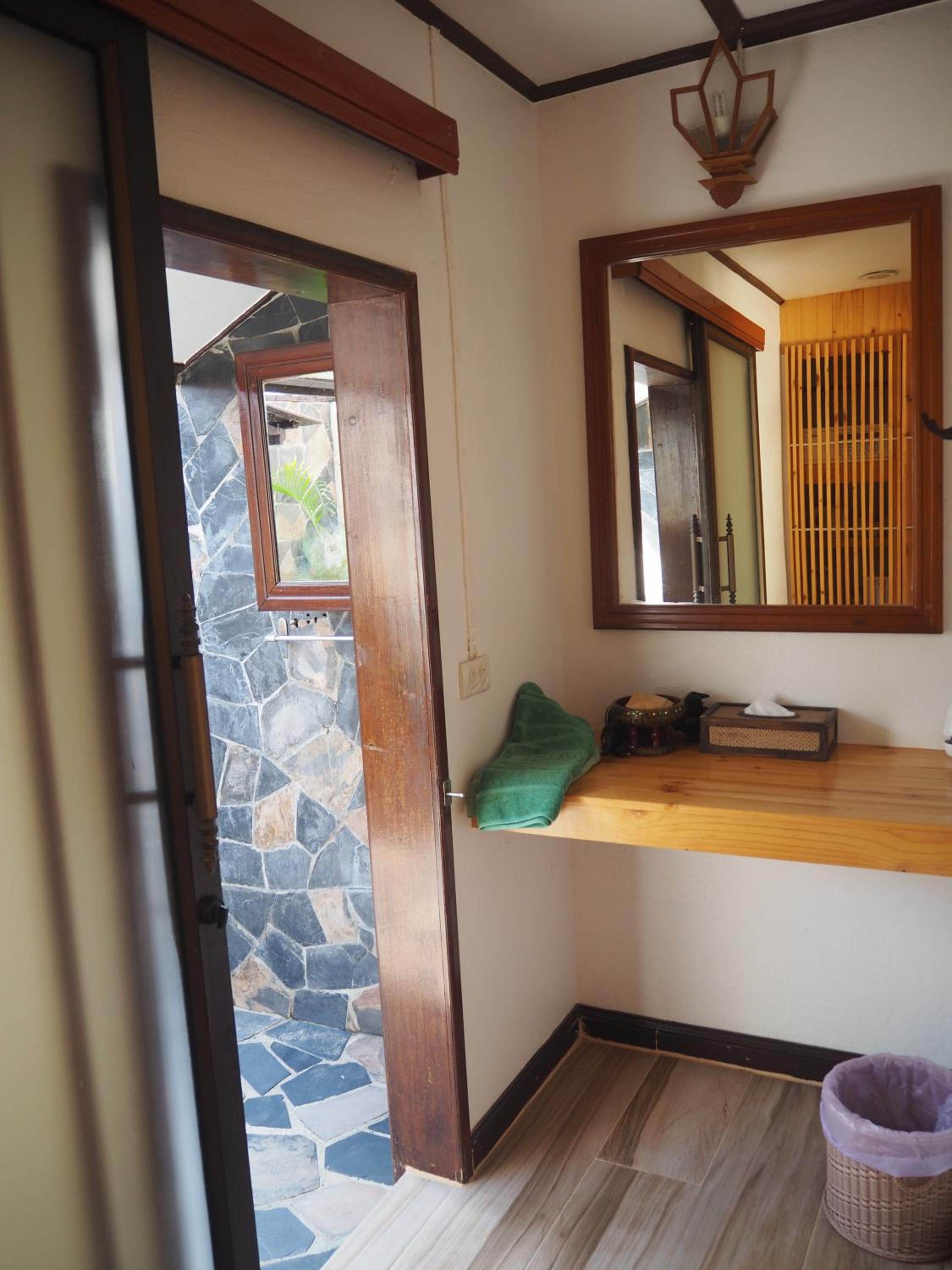 Thai Twin House with Garden View photo 3