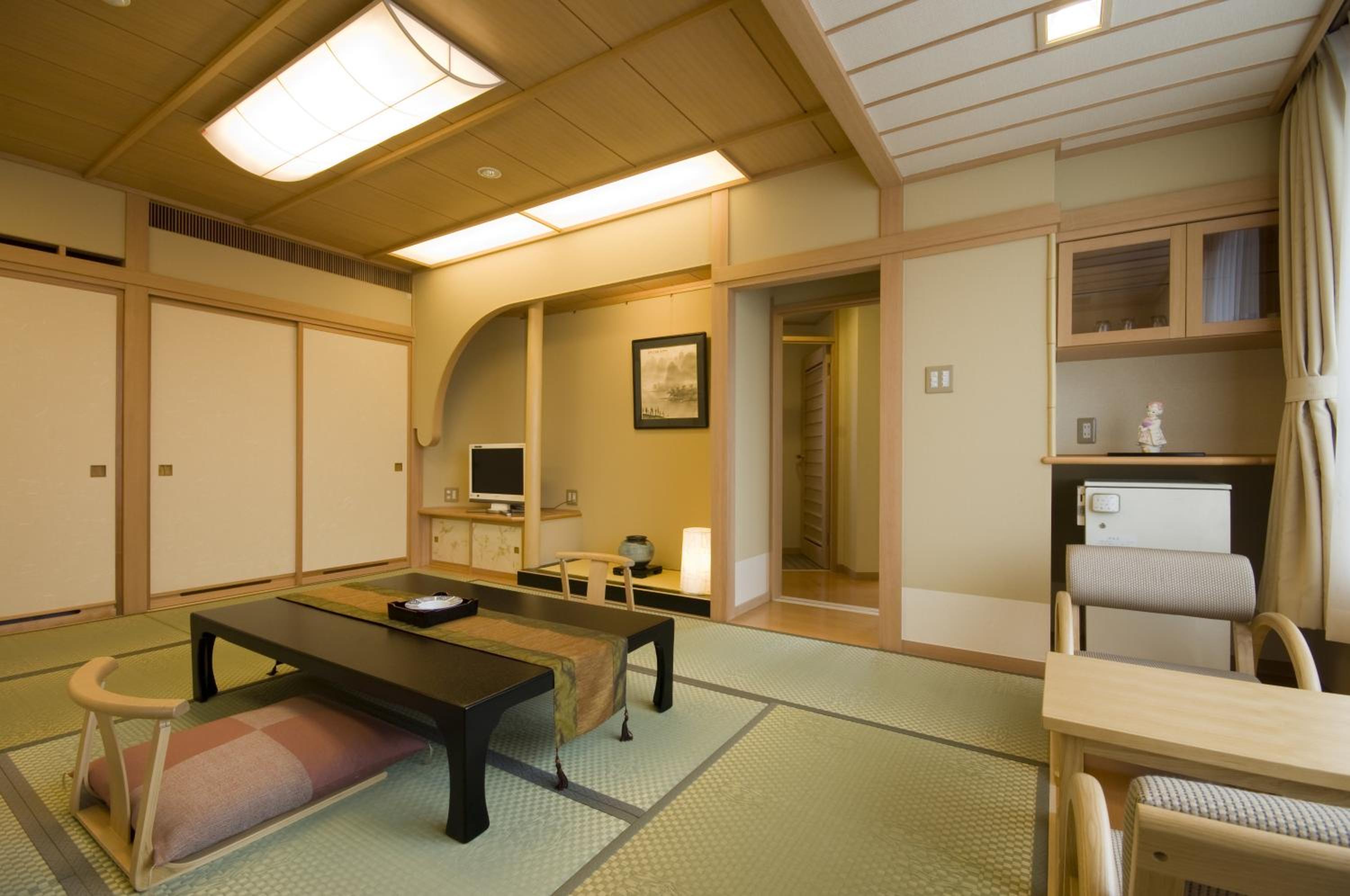 Room with Tatami Area and Mt.Fuji View and Open Air Bath