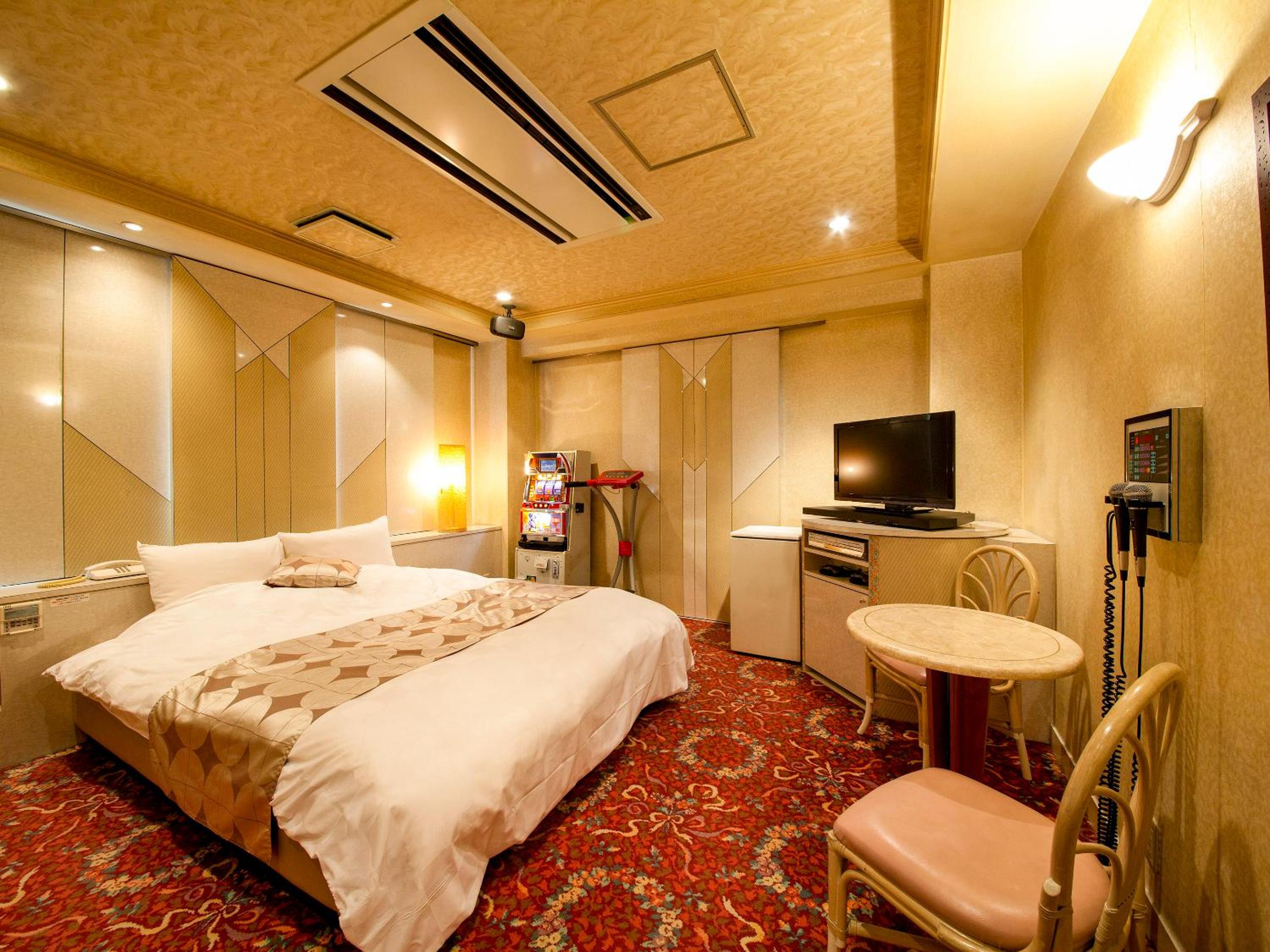 Double Room - Photo 26
