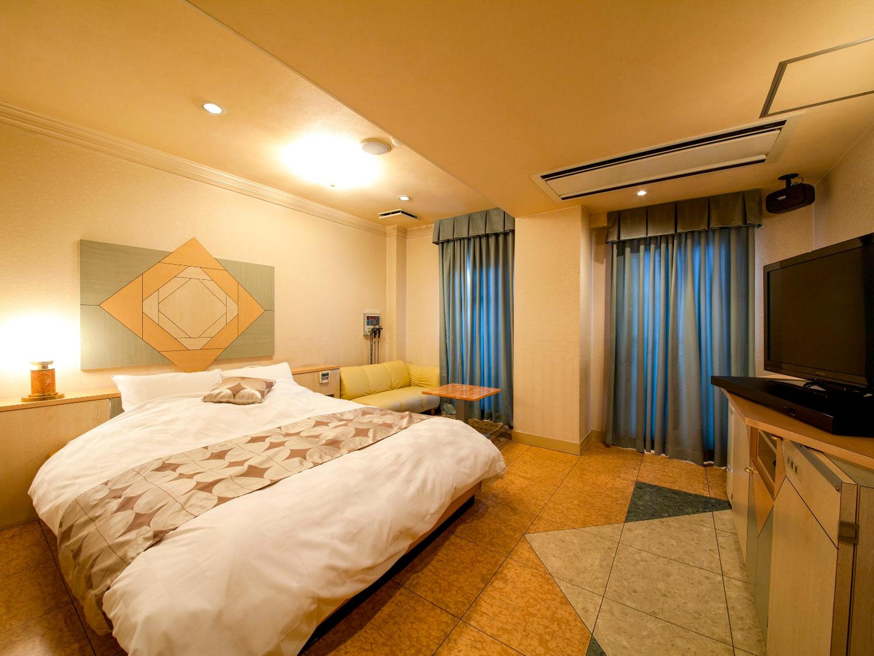 Double Room - Photo 23