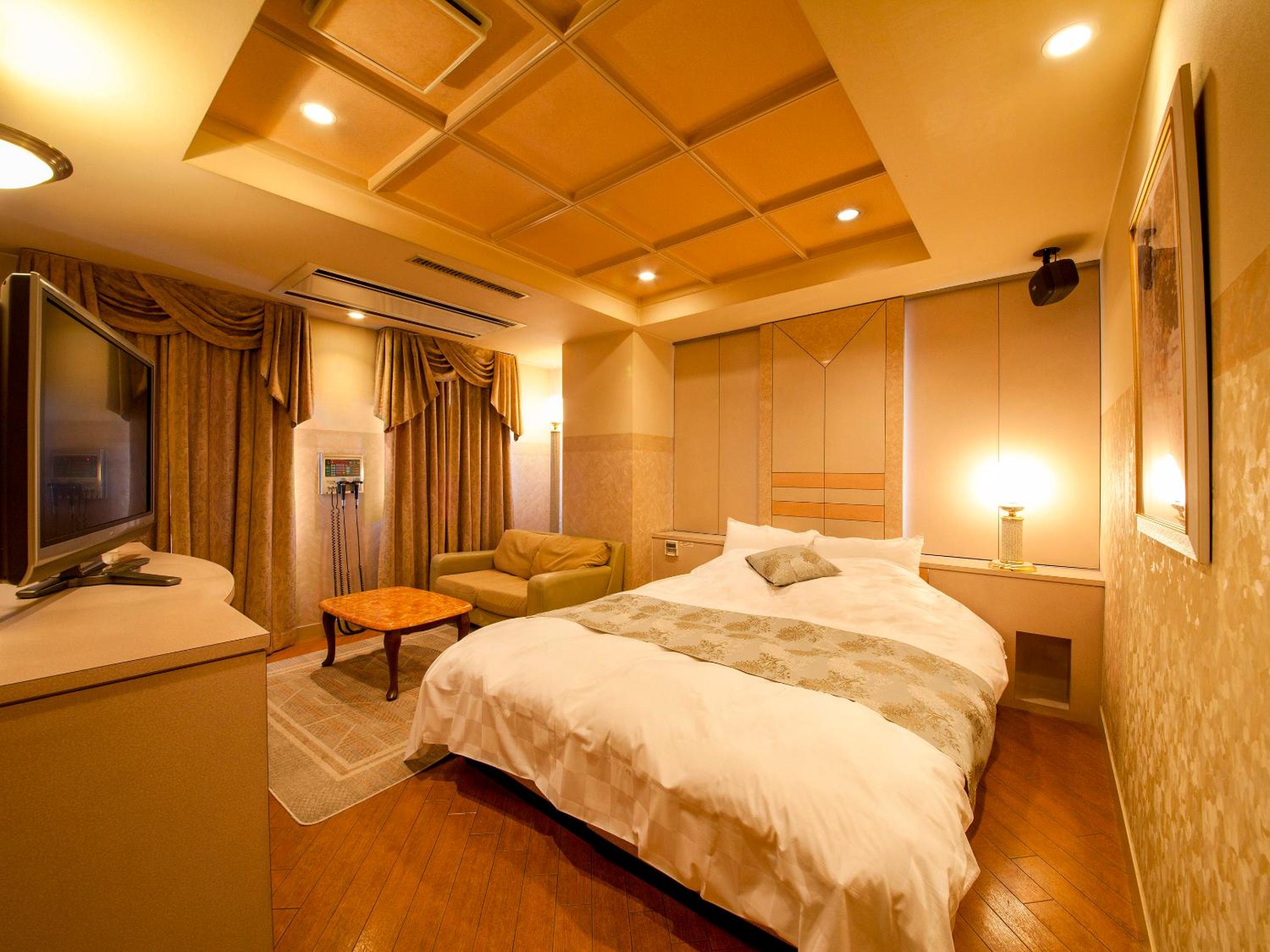Double Room - Photo 21