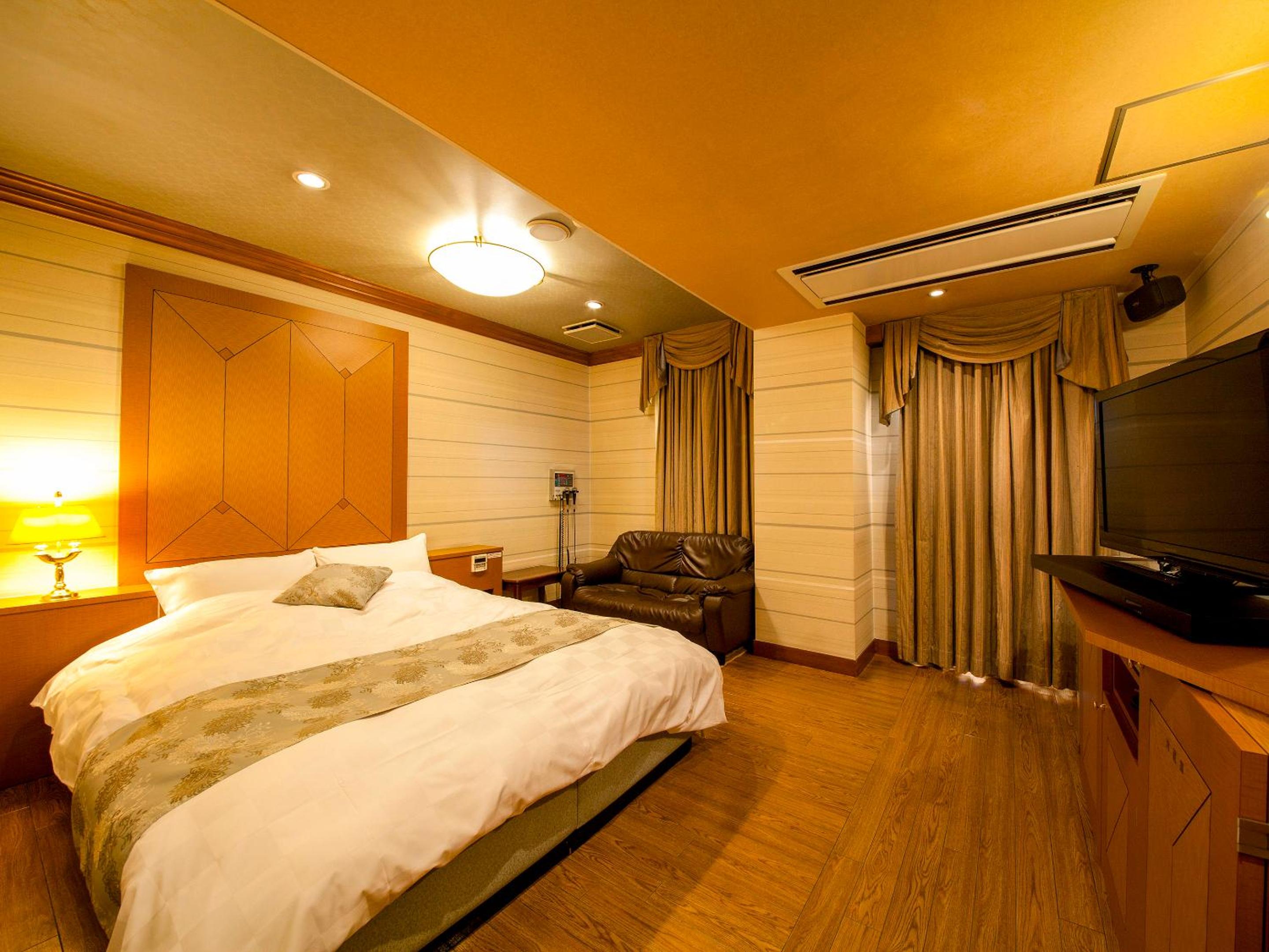 Double Room - Photo 20