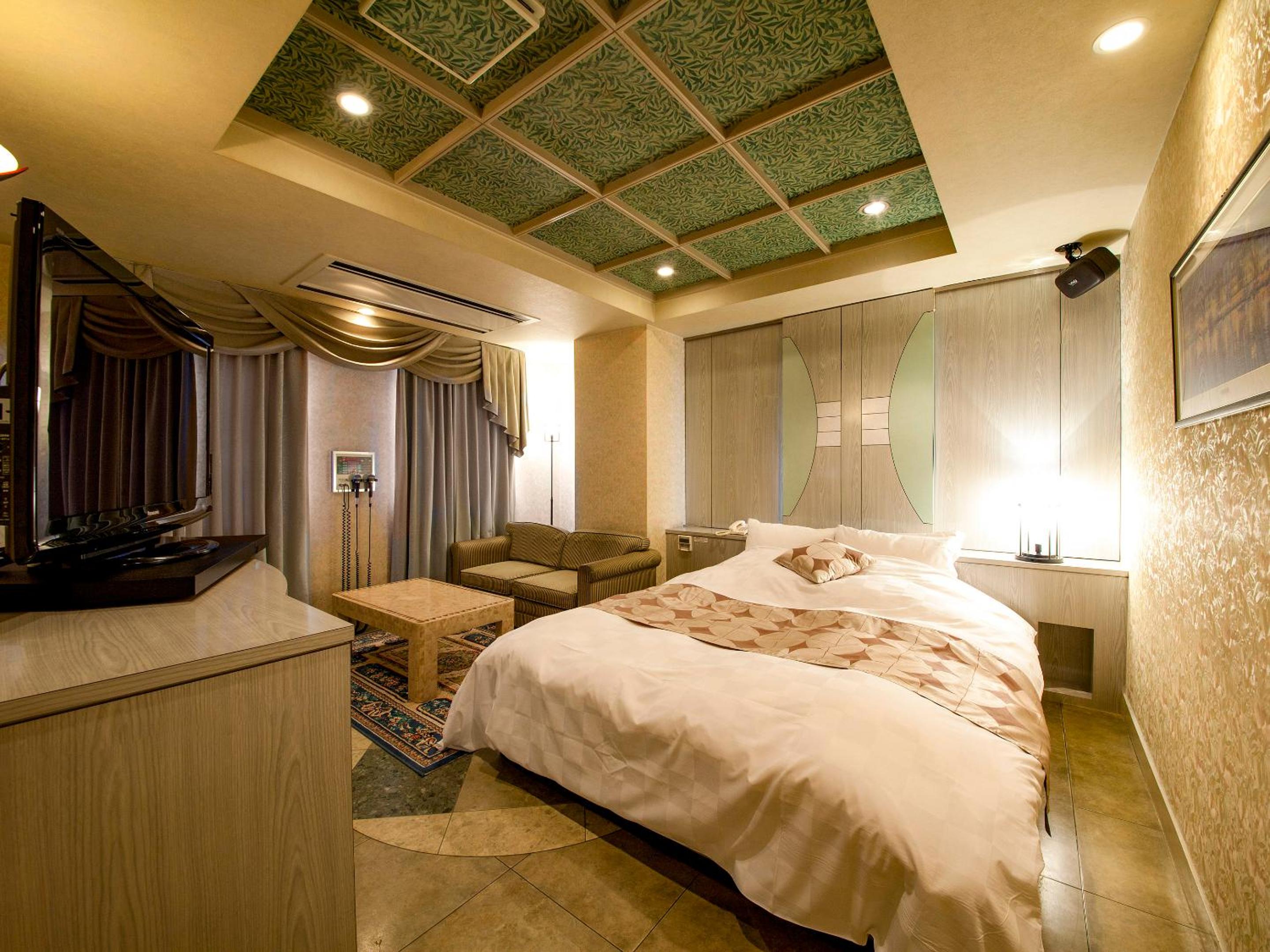 Double Room - Photo 19