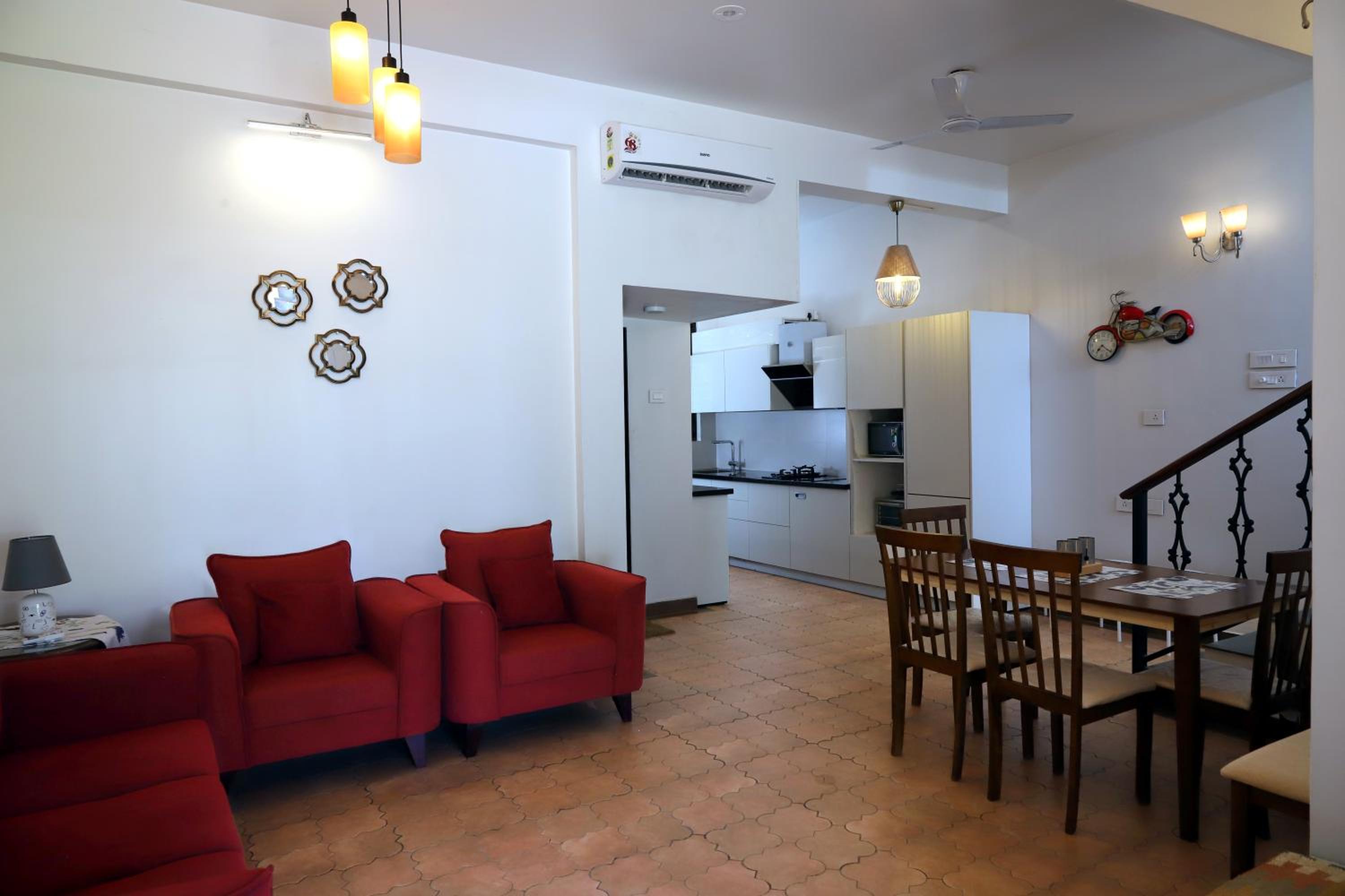 Three-Bedroom Villa photo 1