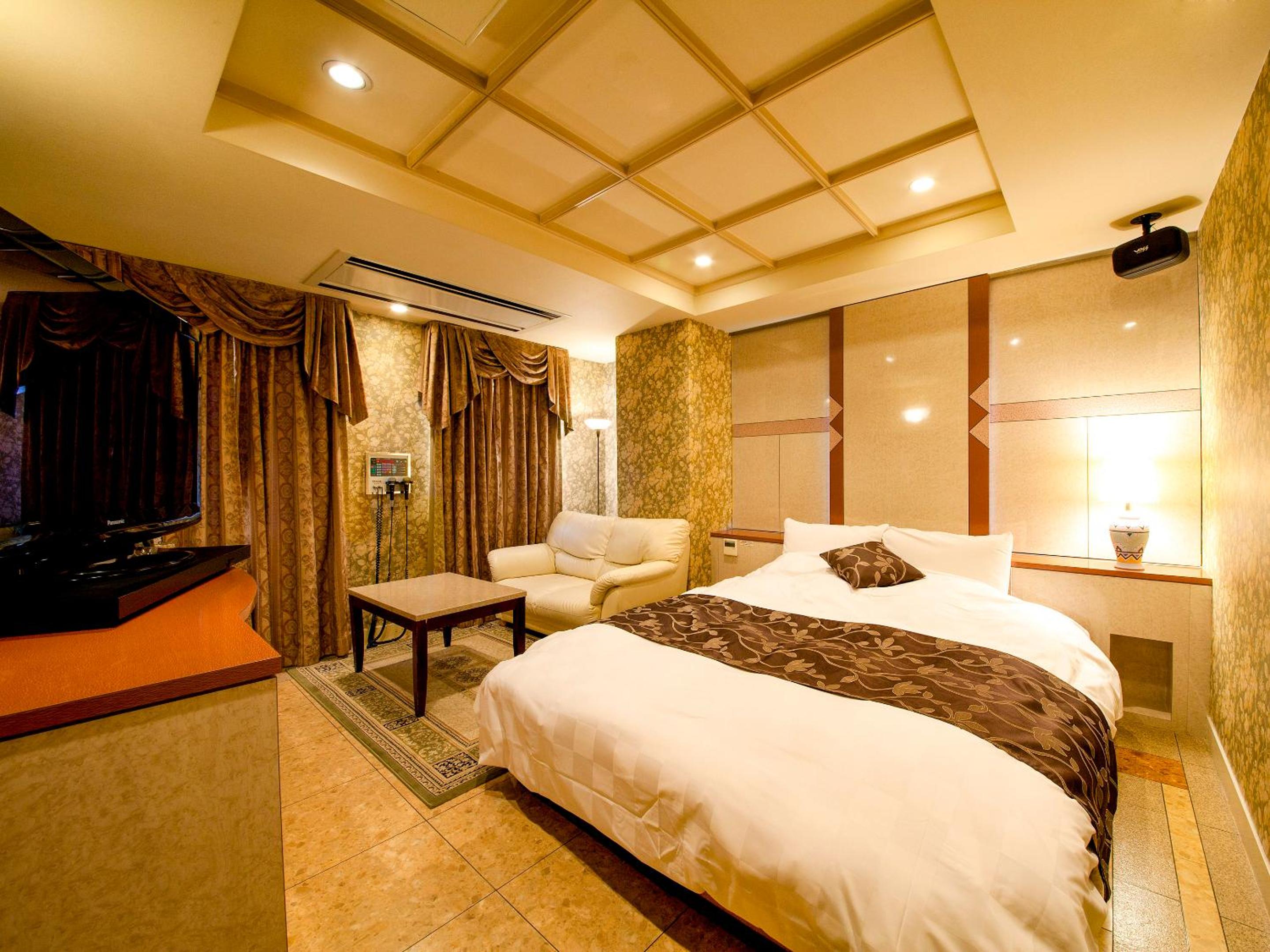 Double Room - Photo 4