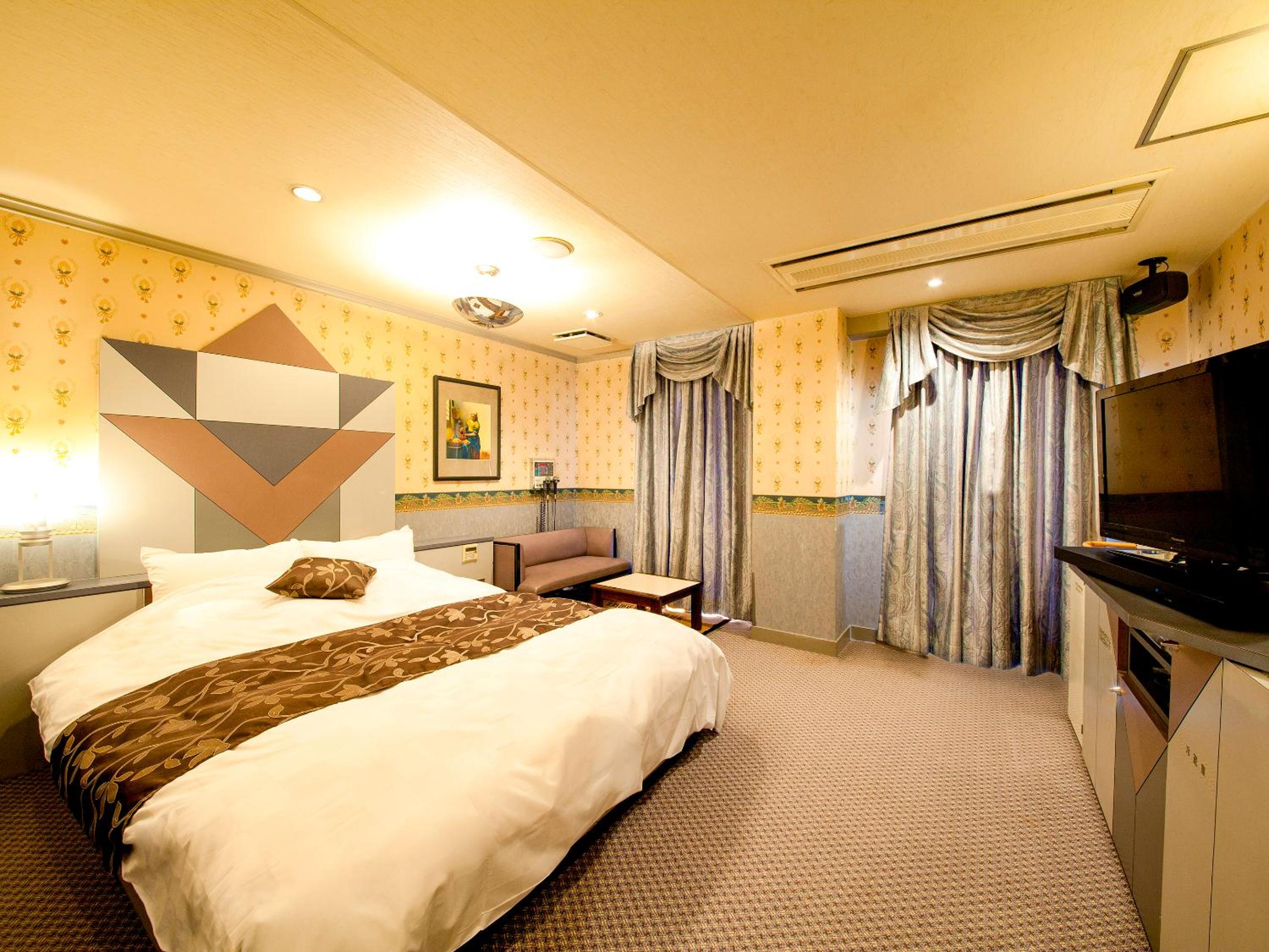 Double Room - Photo 14