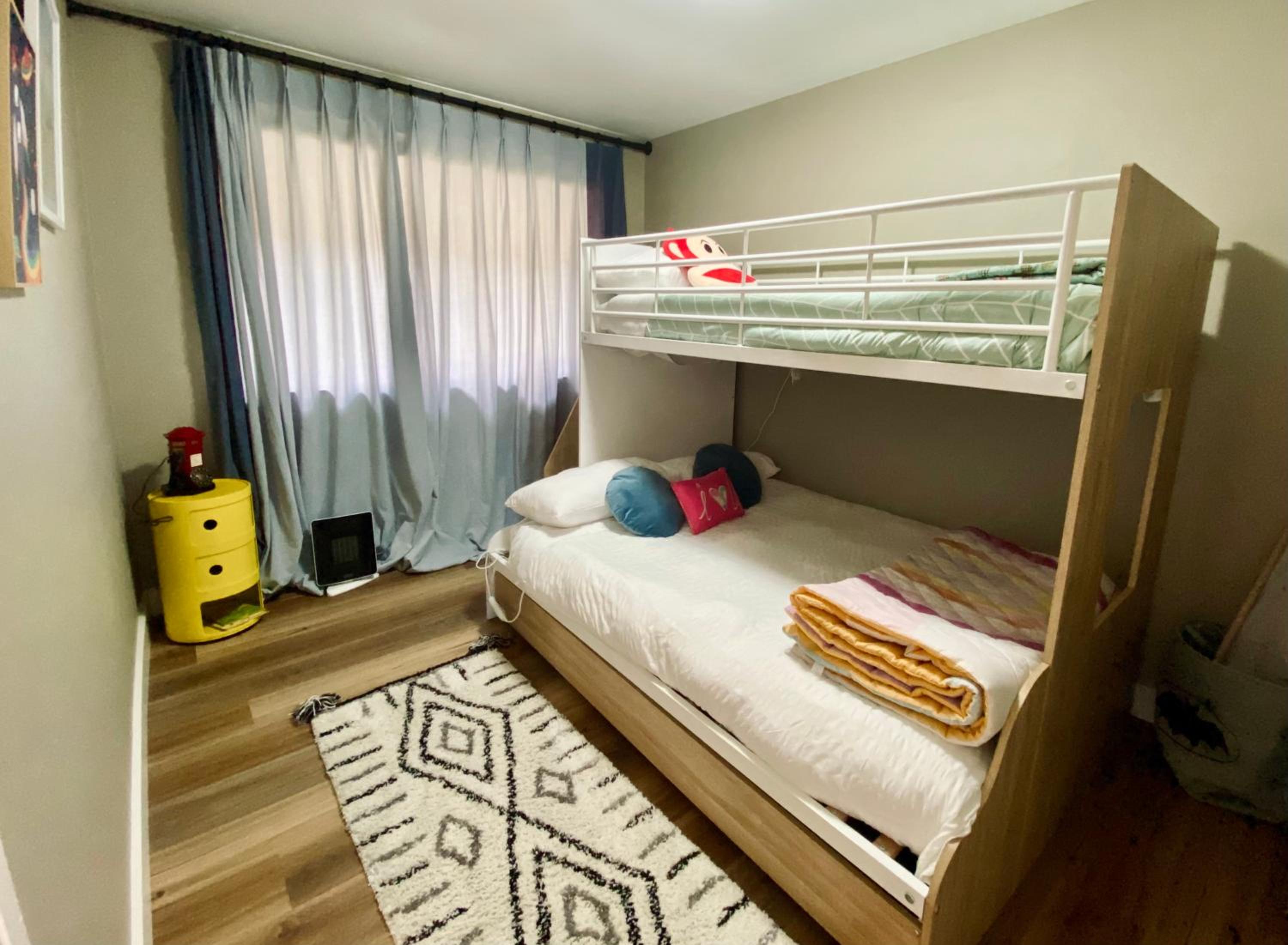 Three-Bedroom House photo 2