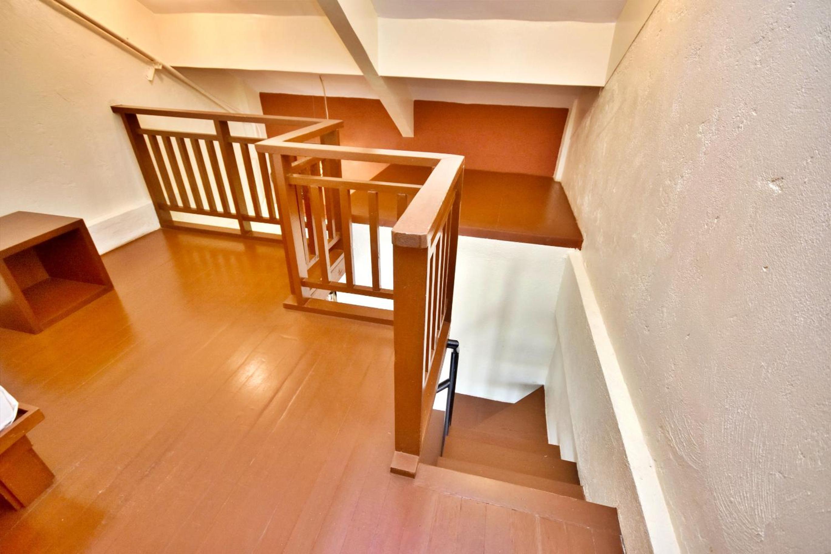 Family Room - Stairway access Only photo 2