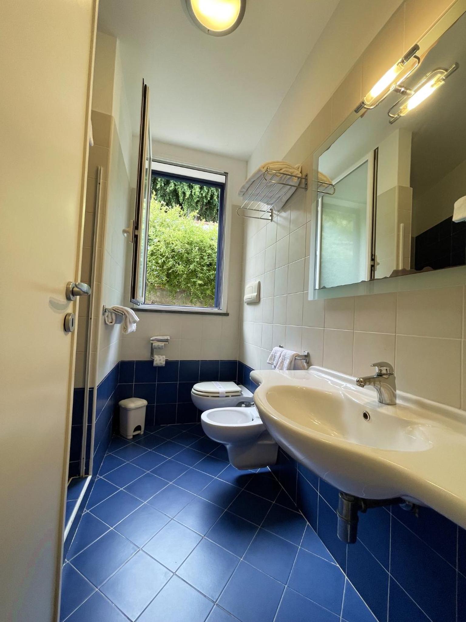 Standard Apartment - Photo 7