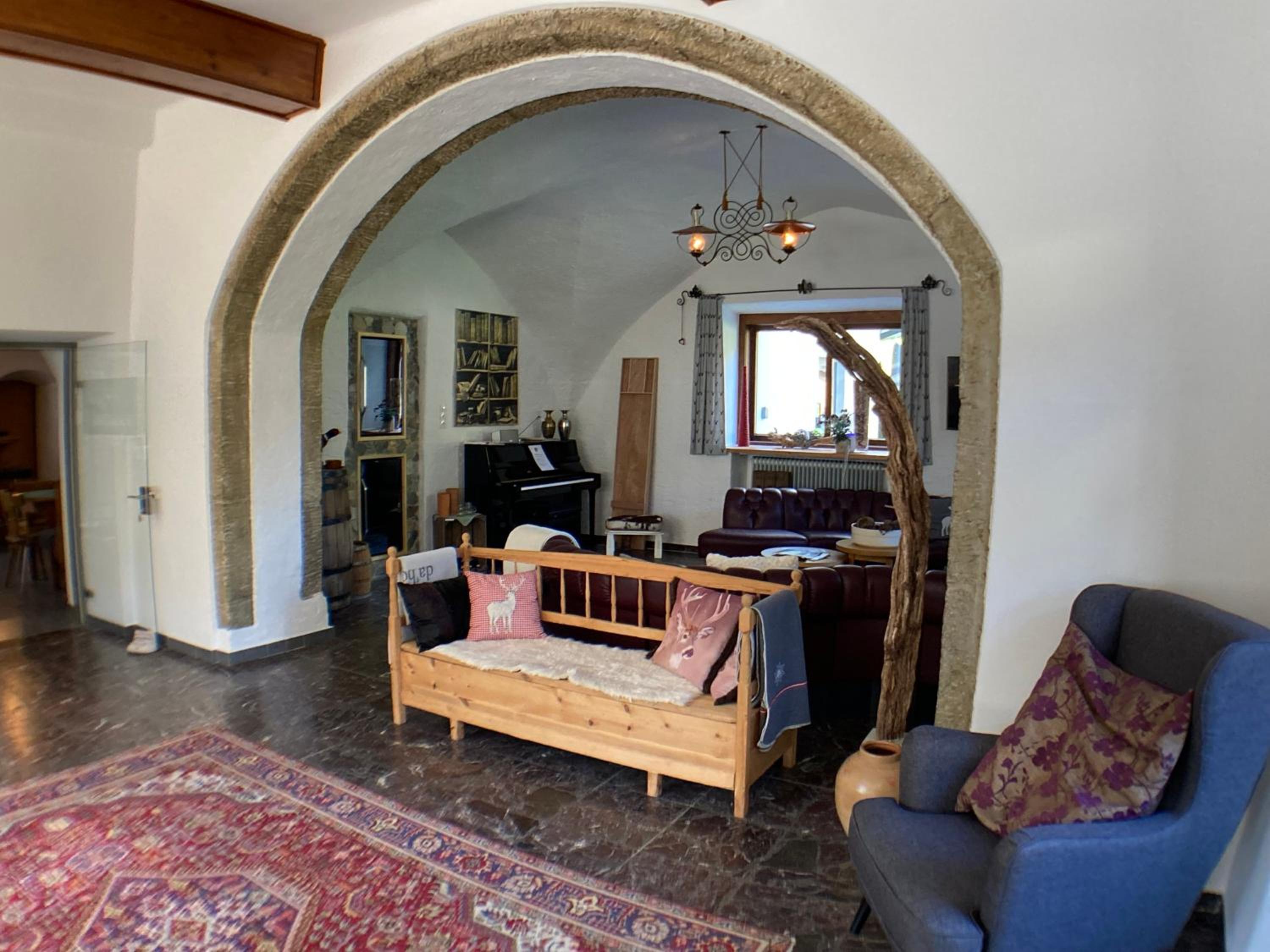 Double Room with Balcony - Photo 3