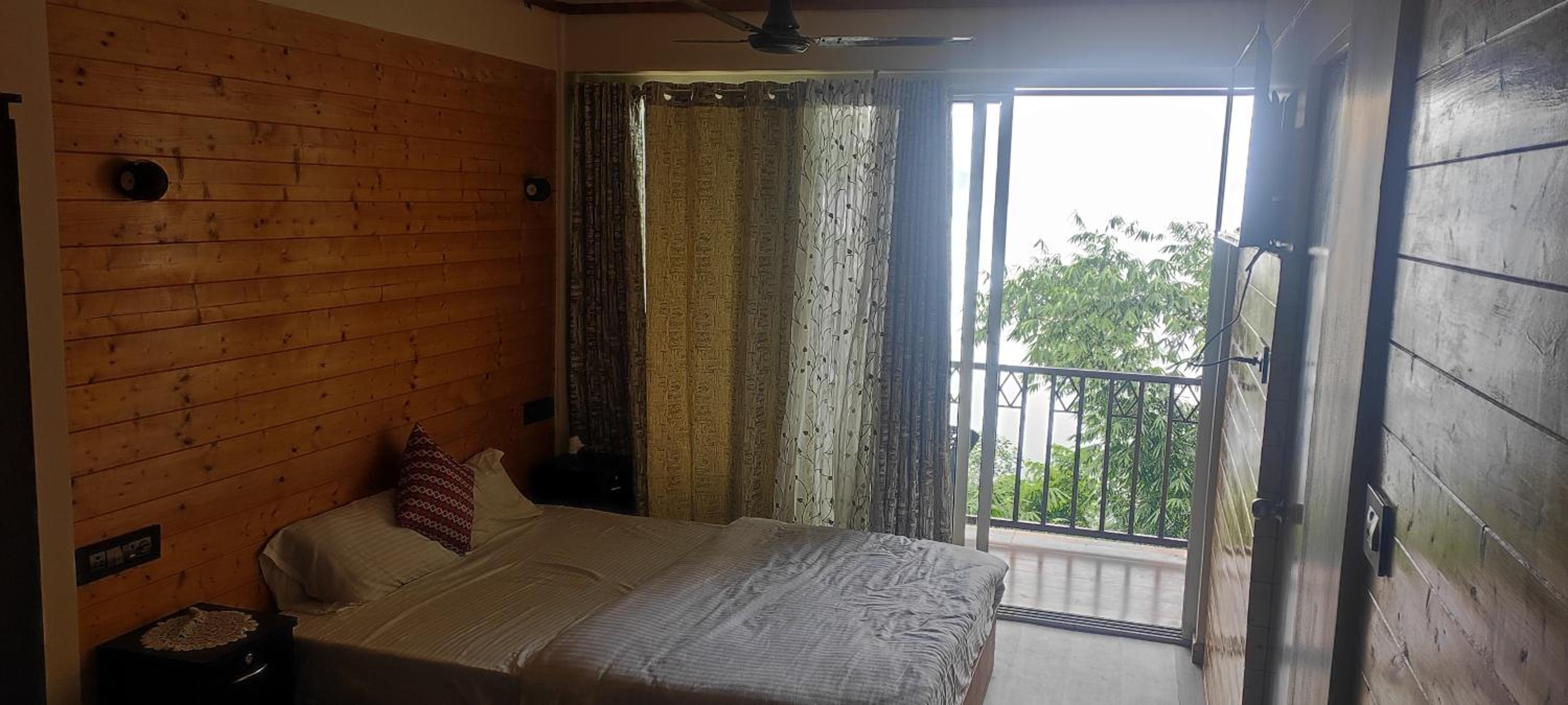 Double Room with Balcony photo 1